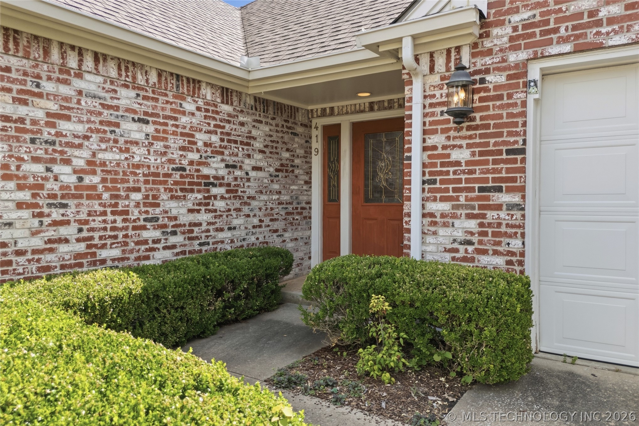 419 N Forest Ridge Boulevard Property Photo 4