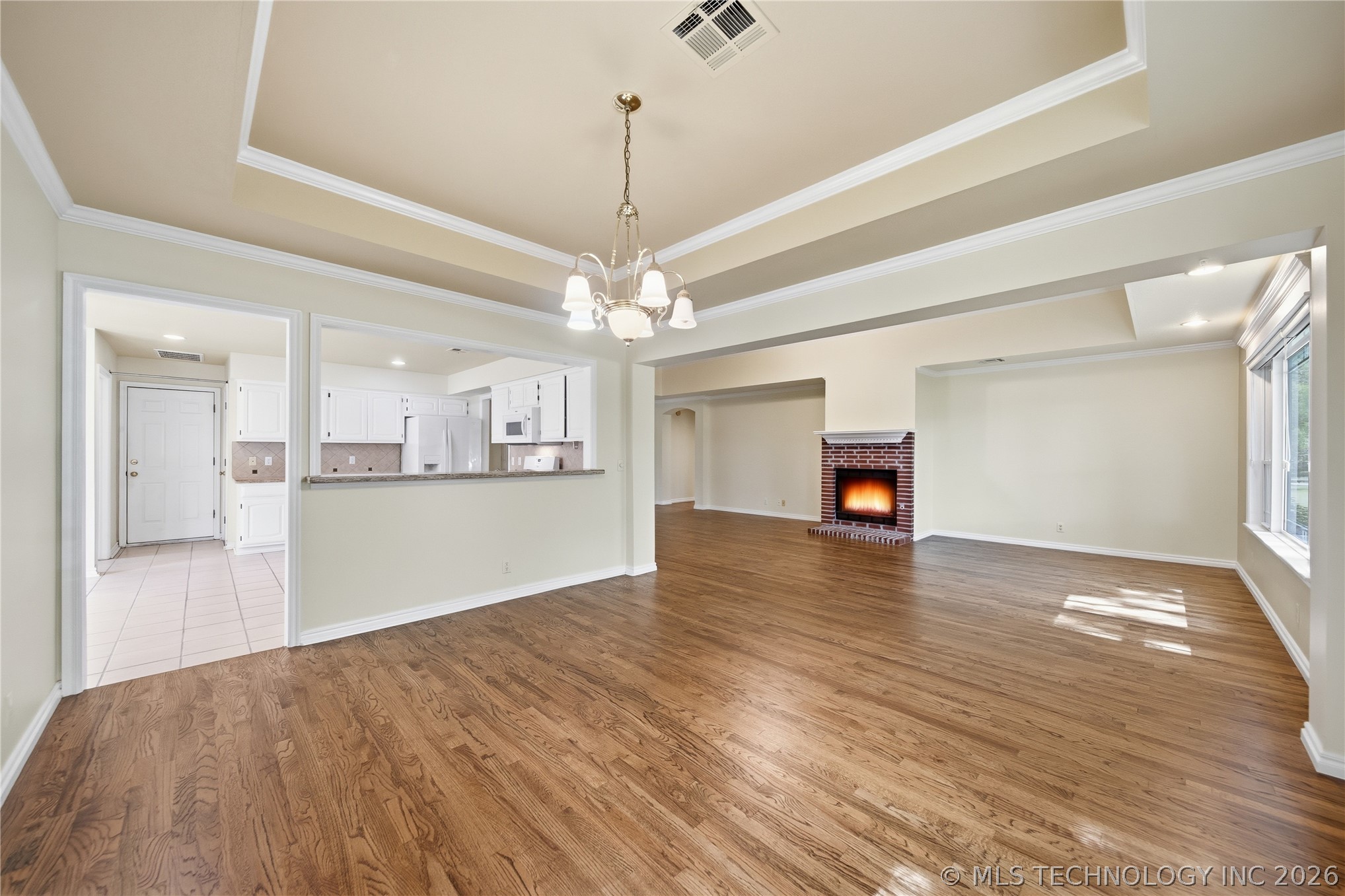 419 N Forest Ridge Boulevard Property Photo 9