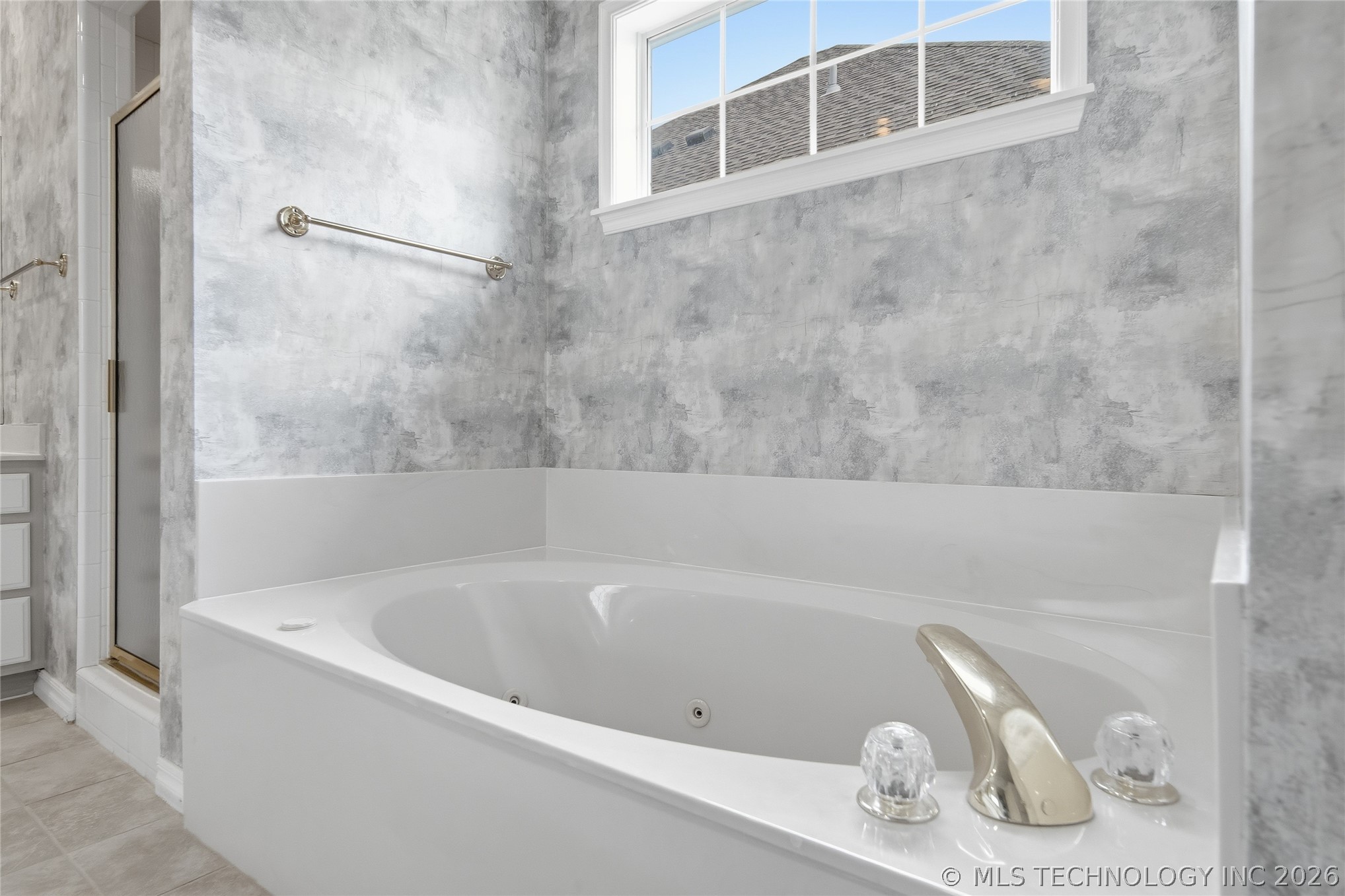 419 N Forest Ridge Boulevard Property Photo 20