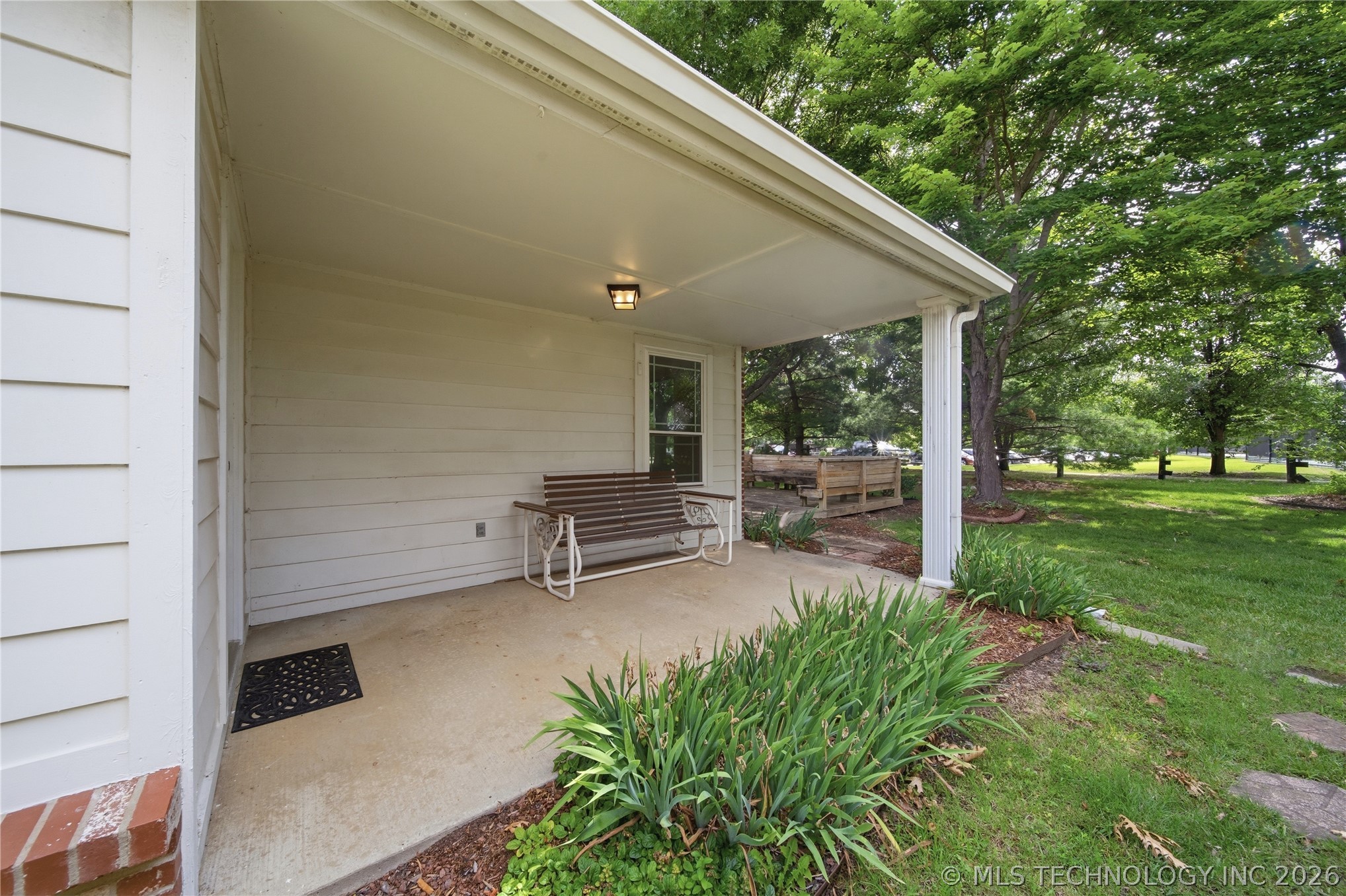 419 N Forest Ridge Boulevard Property Photo 27