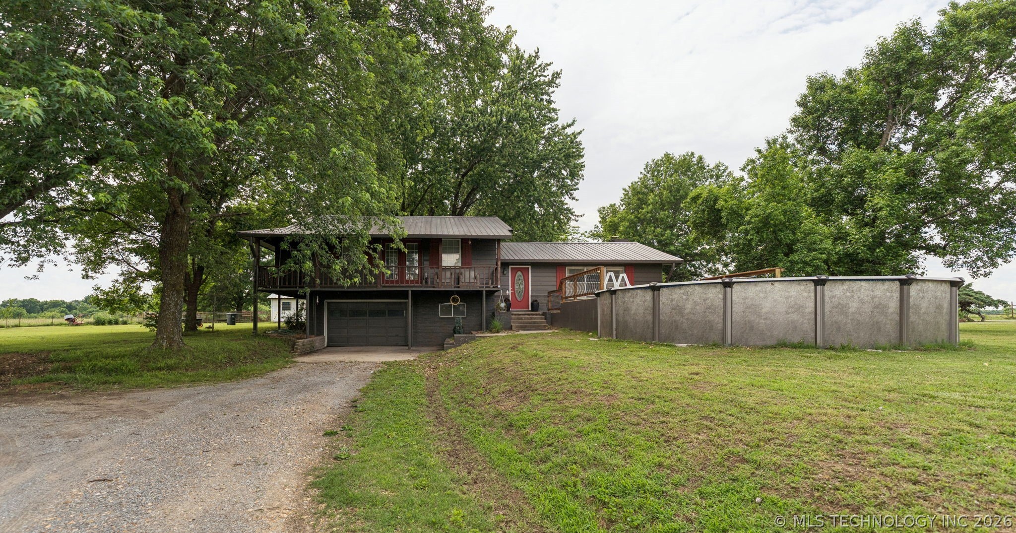 2541 W 430 Road Property Photo 6