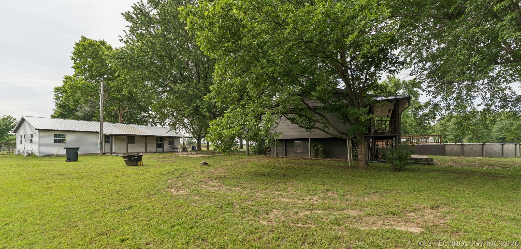 2541 W 430 Road Property Photo 9