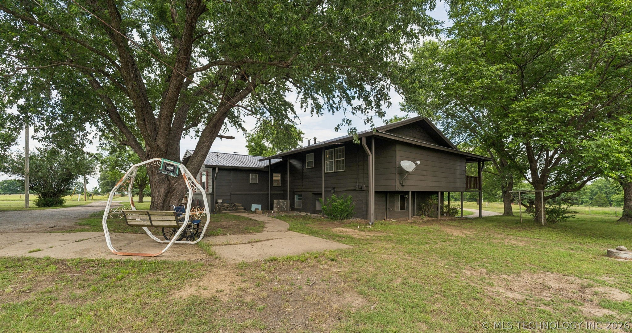 2541 W 430 Road Property Photo 10