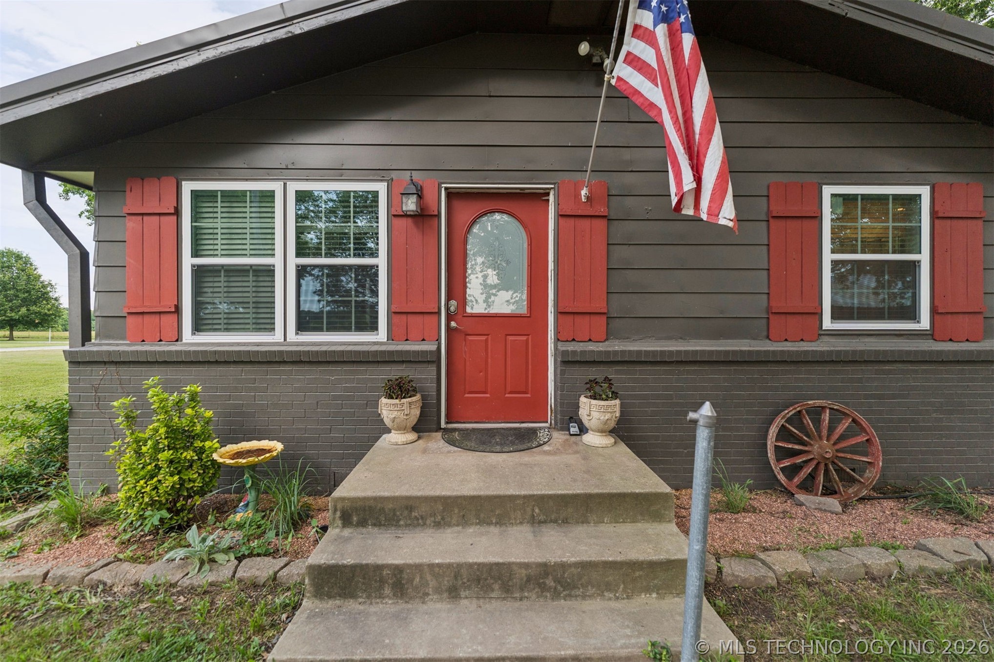 2541 W 430 Road Property Photo 11