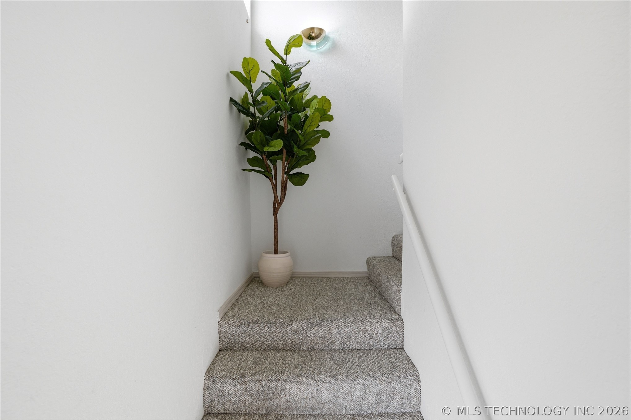 9022 S College Avenue 2116 Property Photo 4