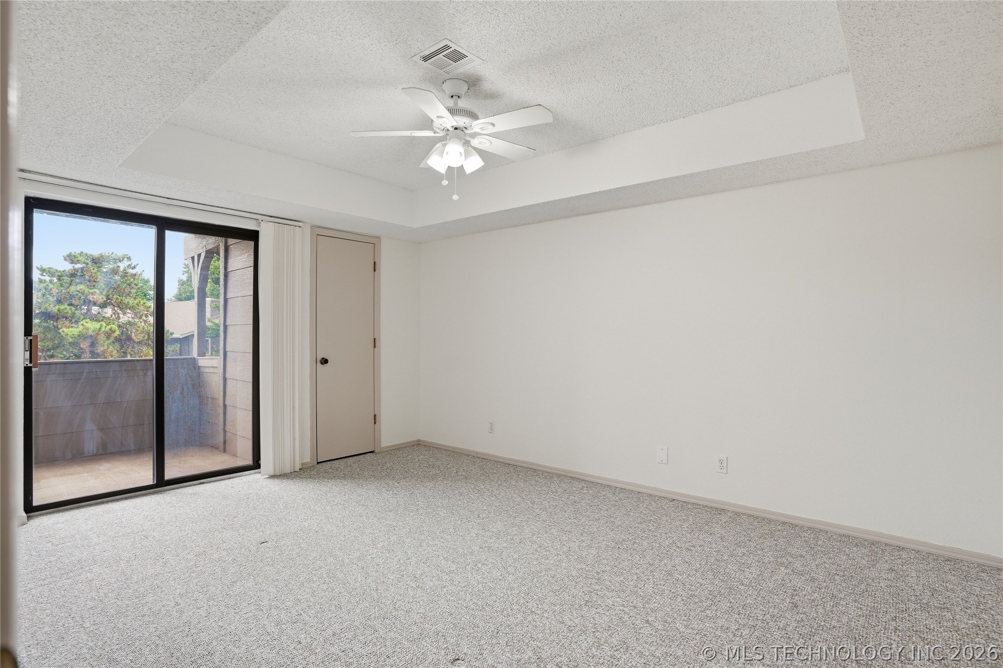 9022 S College Avenue 2116 Property Photo 12