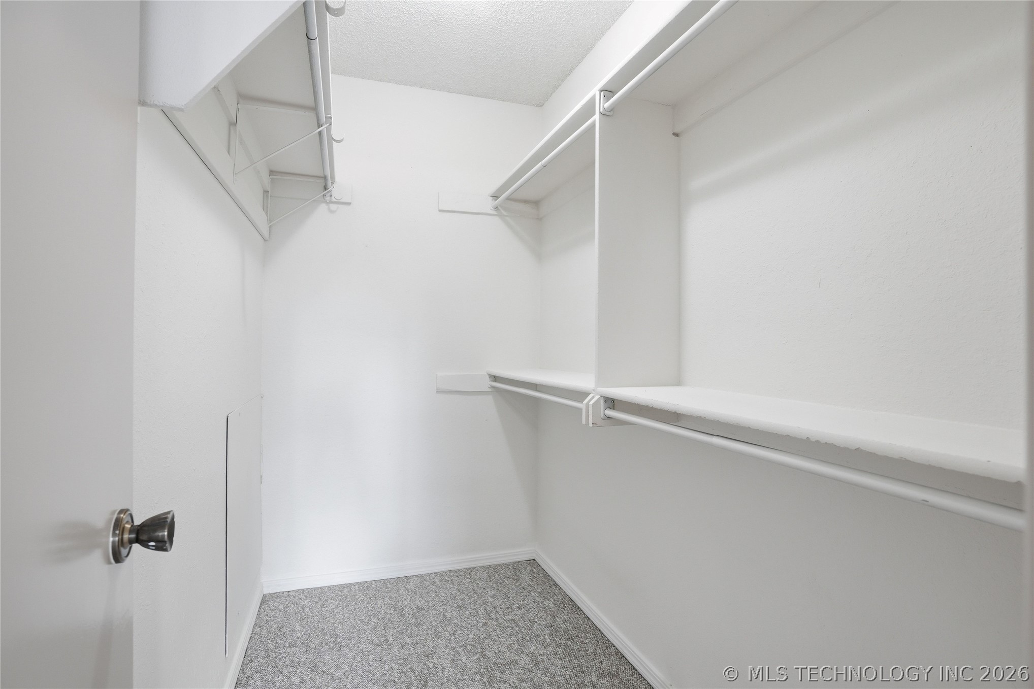 9022 S College Avenue 2116 Property Photo 15