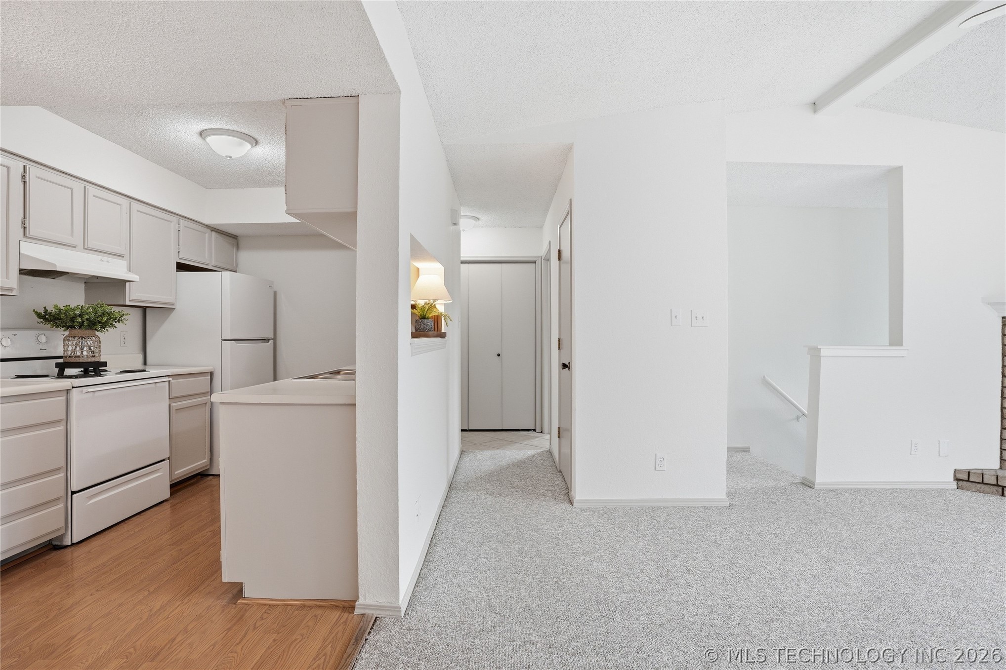 9022 S College Avenue 2116 Property Photo 16