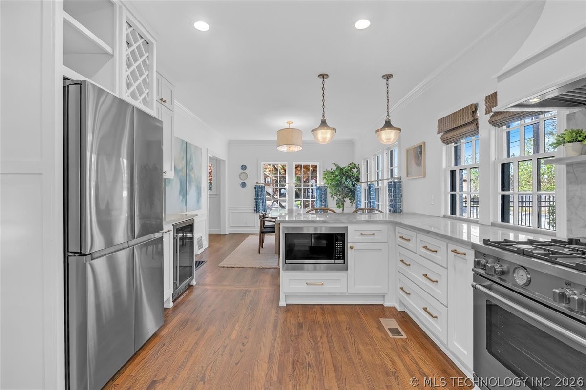 1305 E 27th Street Property Photo 16