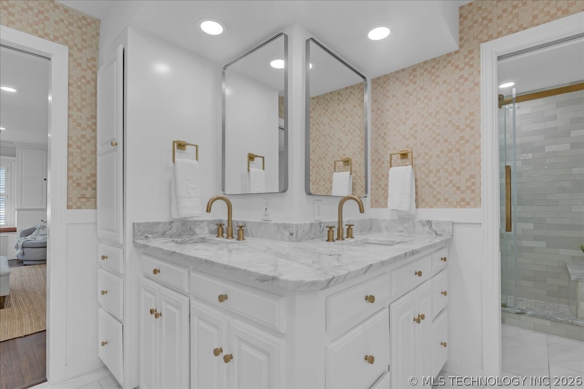 1305 E 27th Street Property Photo 37