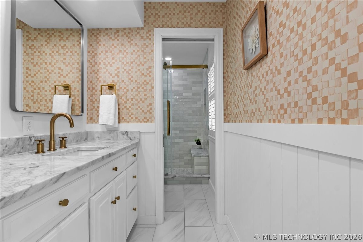 1305 E 27th Street Property Photo 38