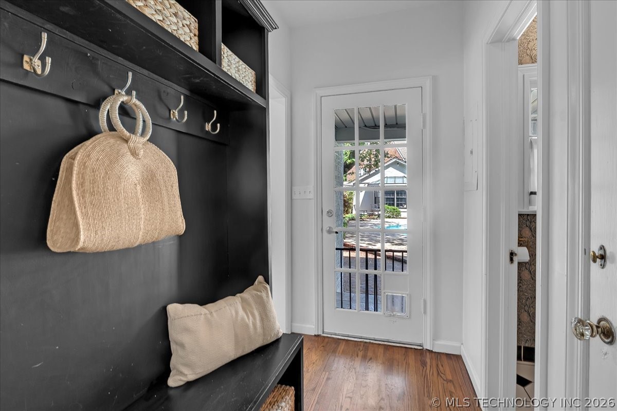 1305 E 27th Street Property Photo 51