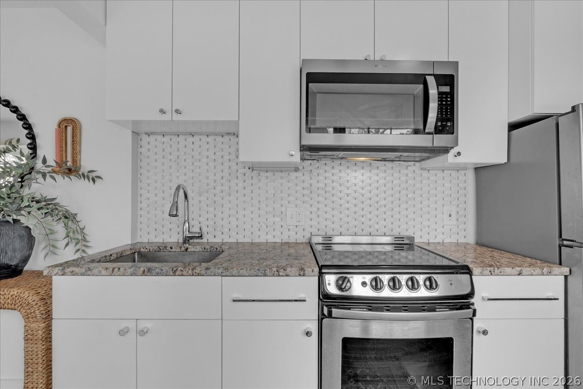 1305 E 27th Street Property Photo 58