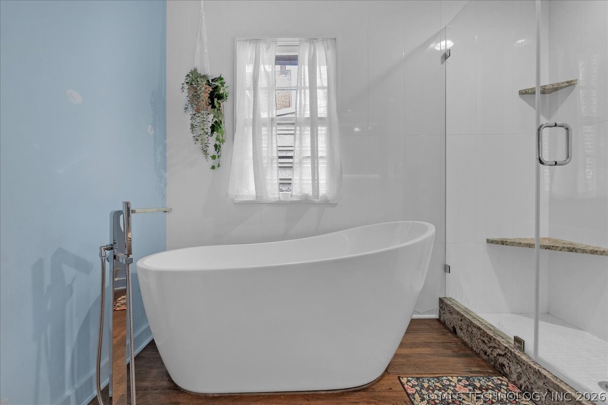 1305 E 27th Street Property Photo 65