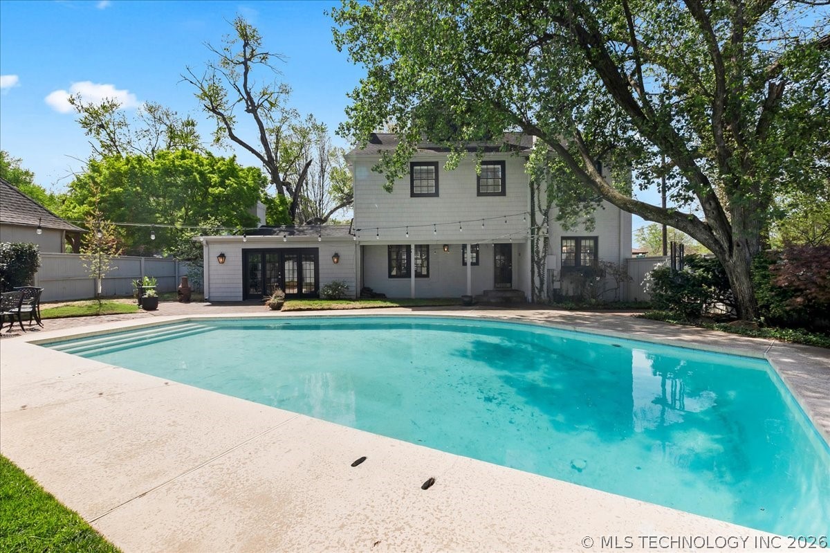 1305 E 27th Street Property Photo 67