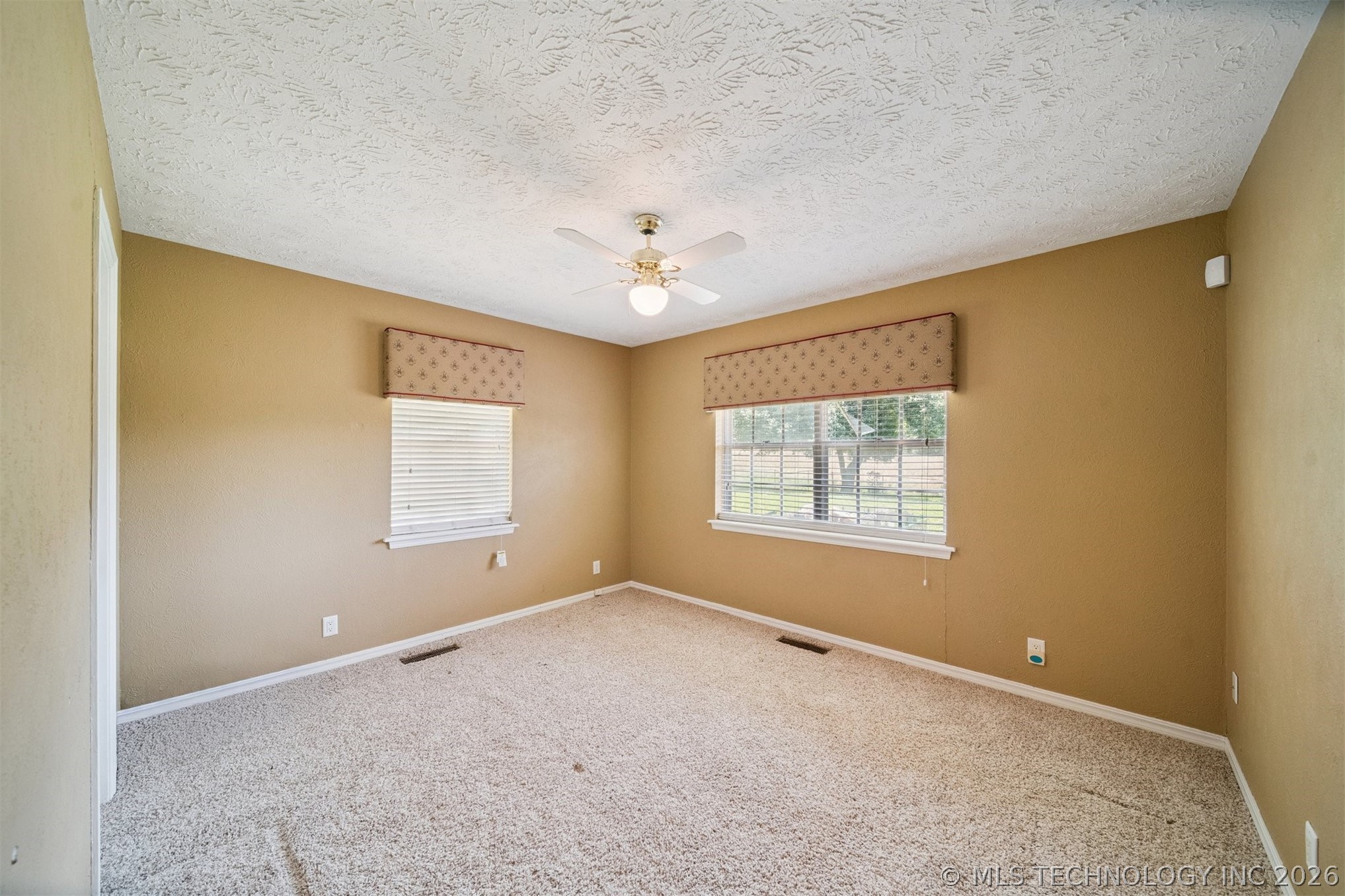 18104 S 4200 Road Property Photo 15