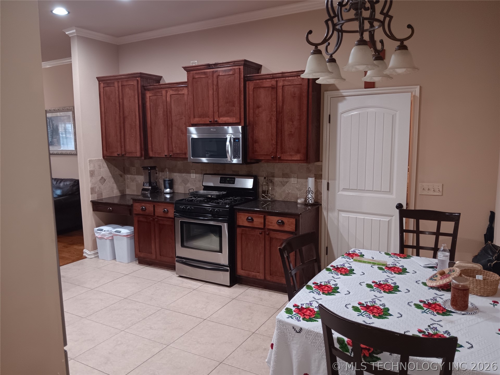 4734 S 178th East Avenue Property Photo 18