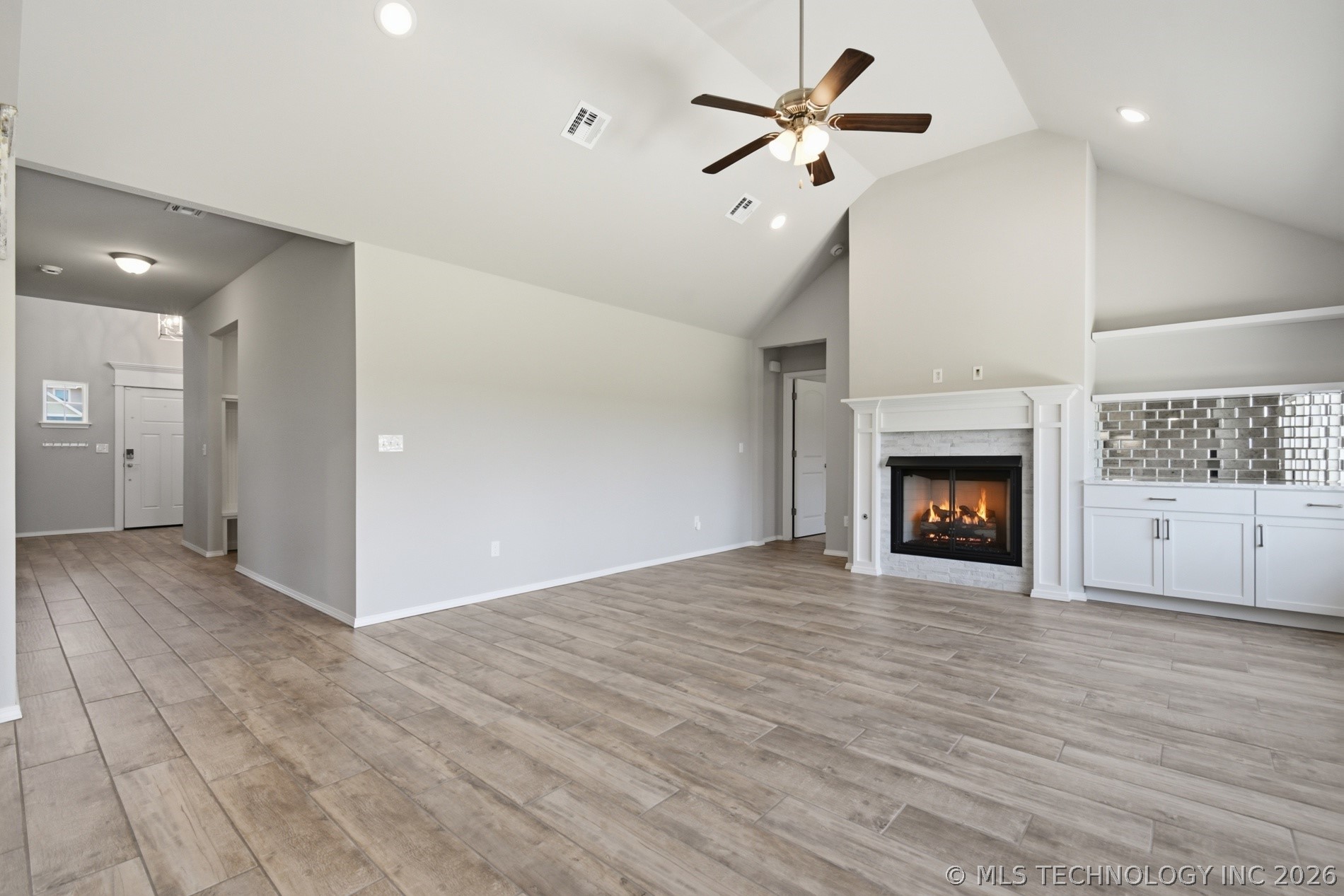 3574 E 155th Street S Property Photo 6