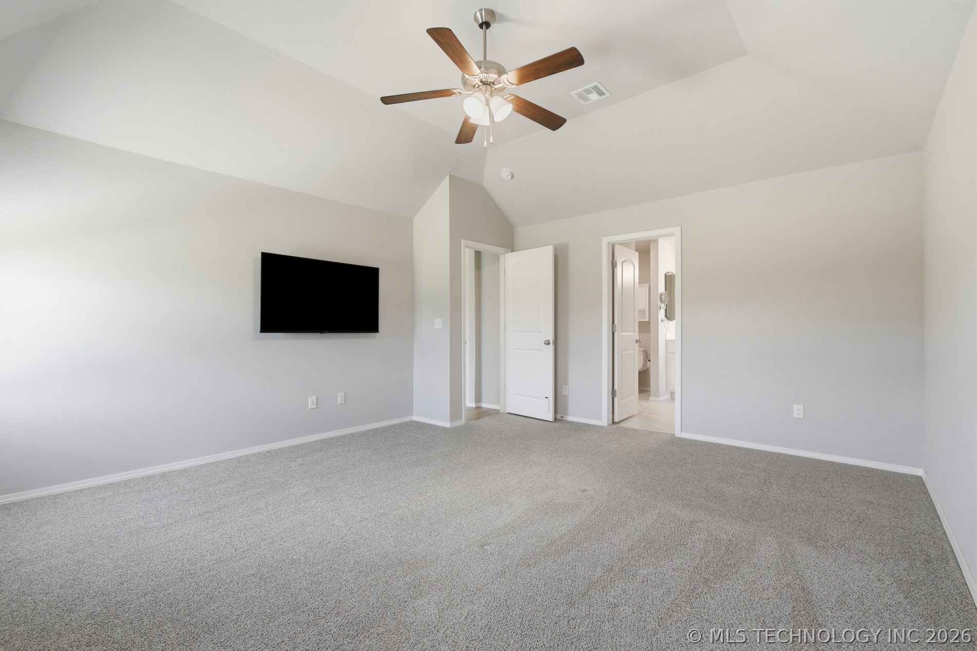 3574 E 155th Street S Property Photo 17