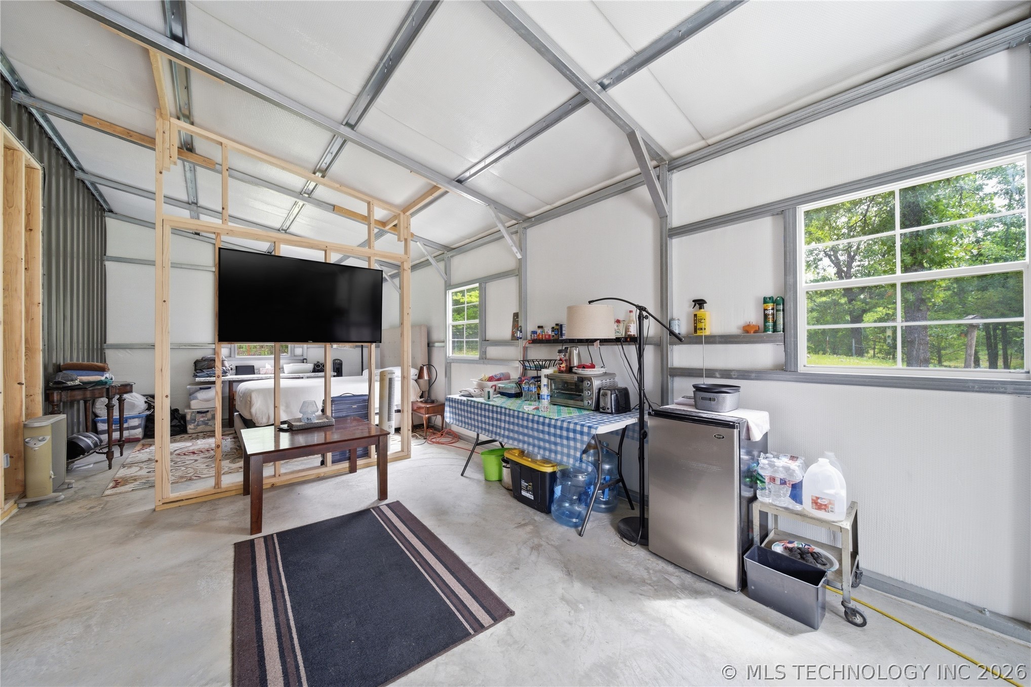 1533 N 442 Road Property Photo 16