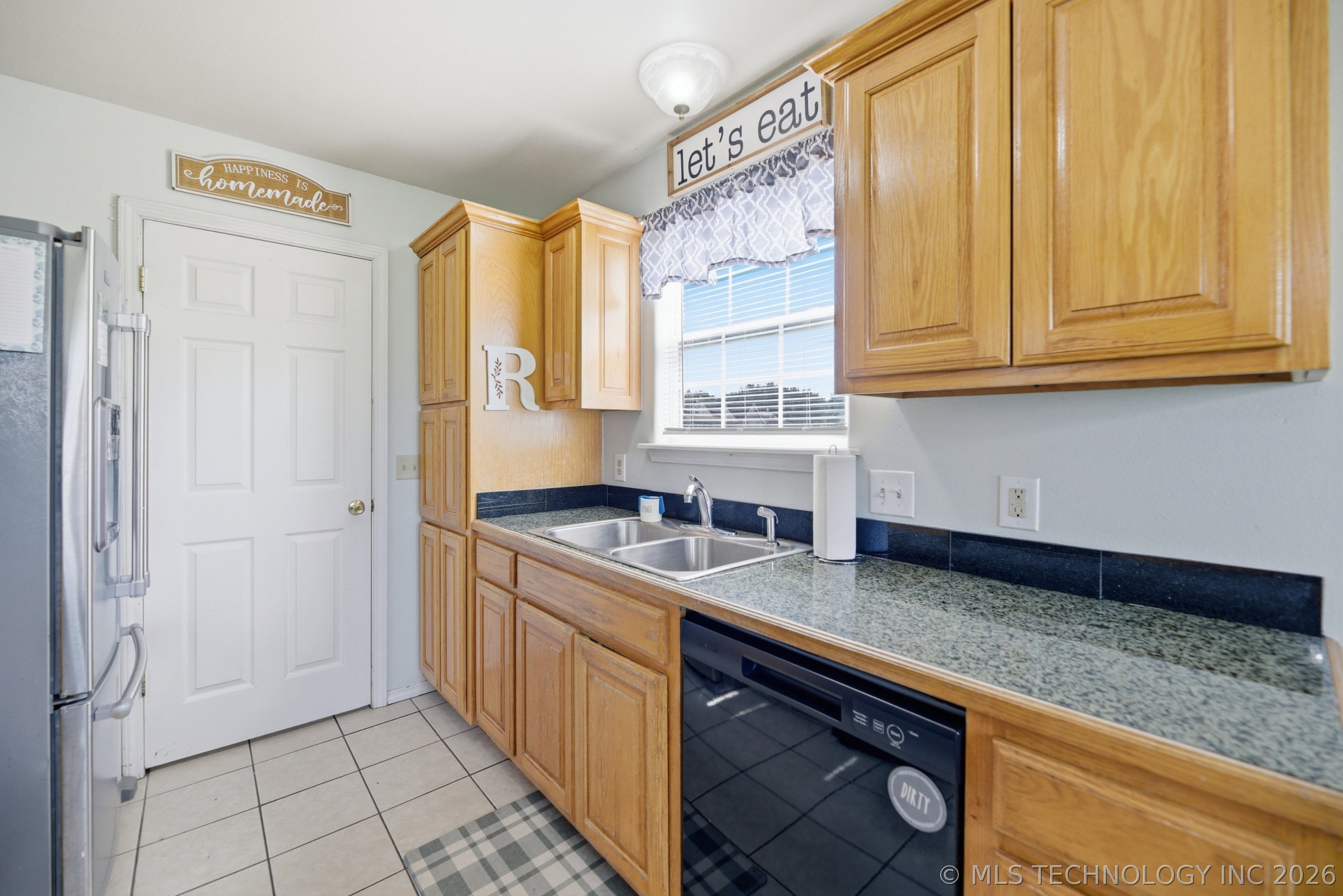 6403 W 4915 Property Photo 12