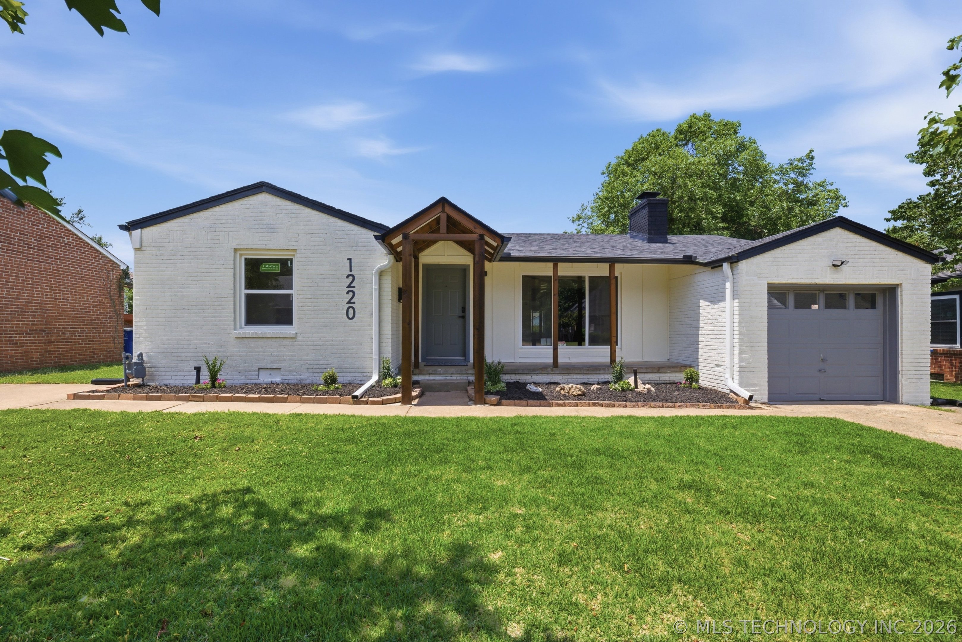 1220 S Delaware Place Property Photo 1