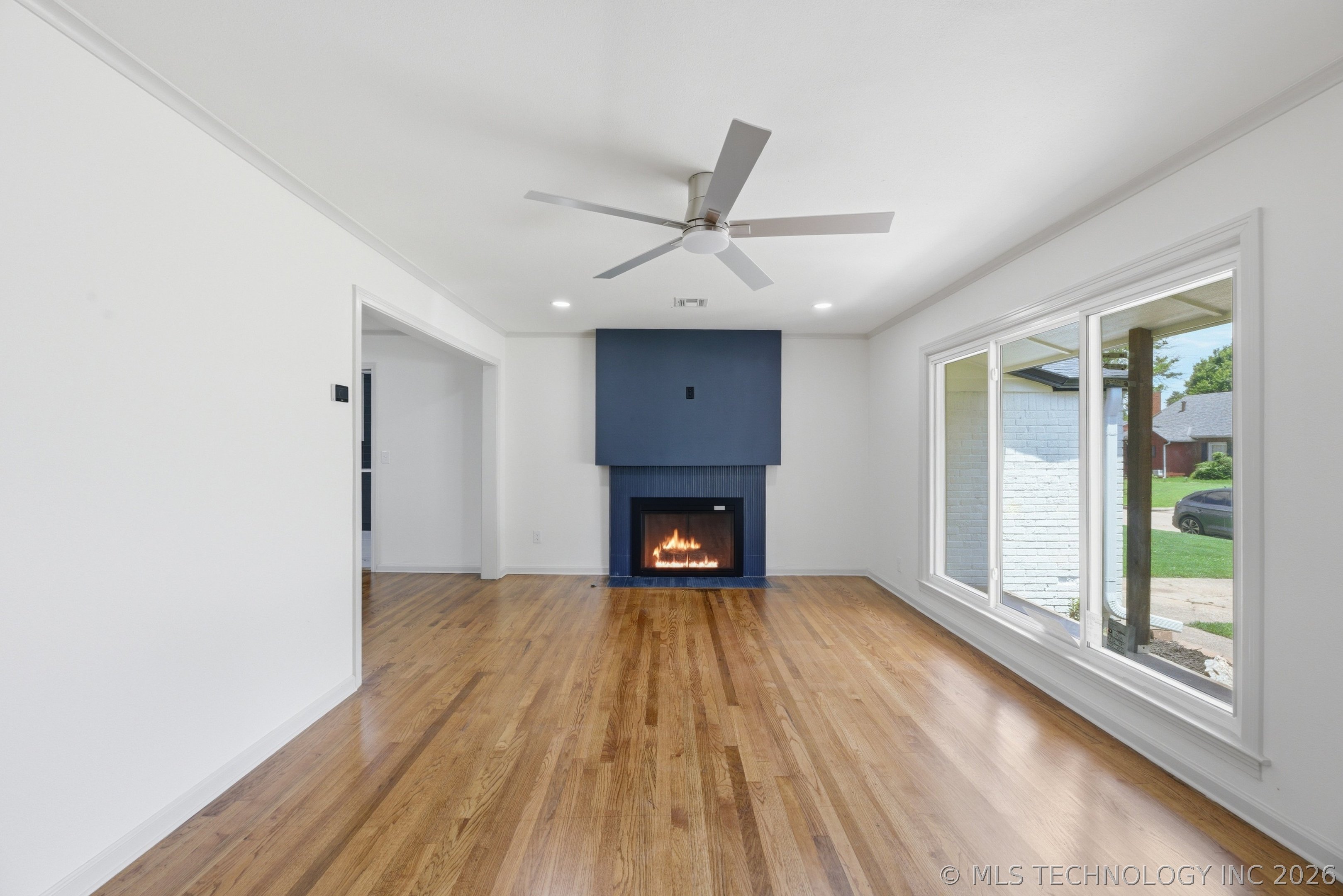 1220 S Delaware Place Property Photo 3