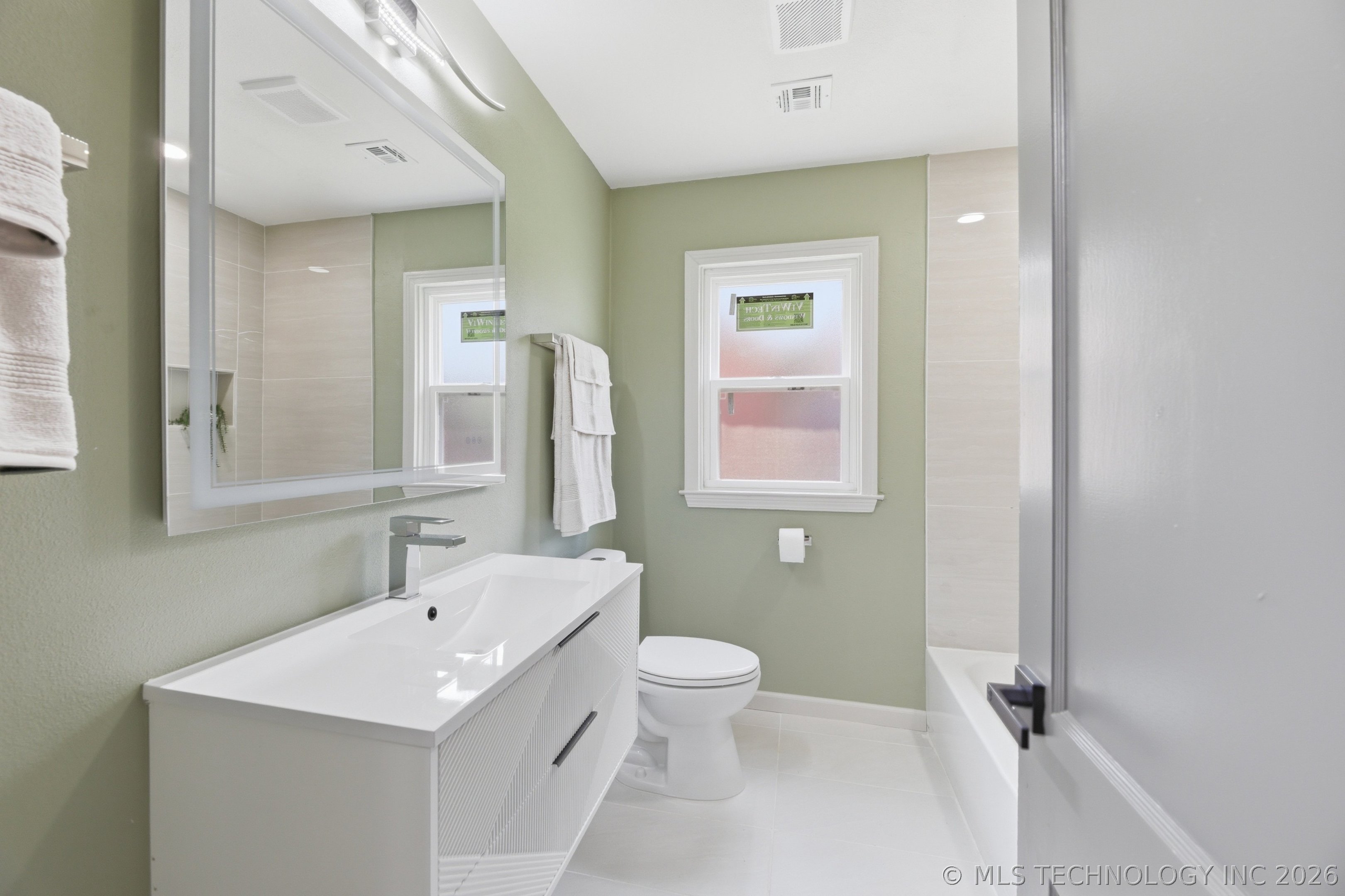 1220 S Delaware Place Property Photo 18