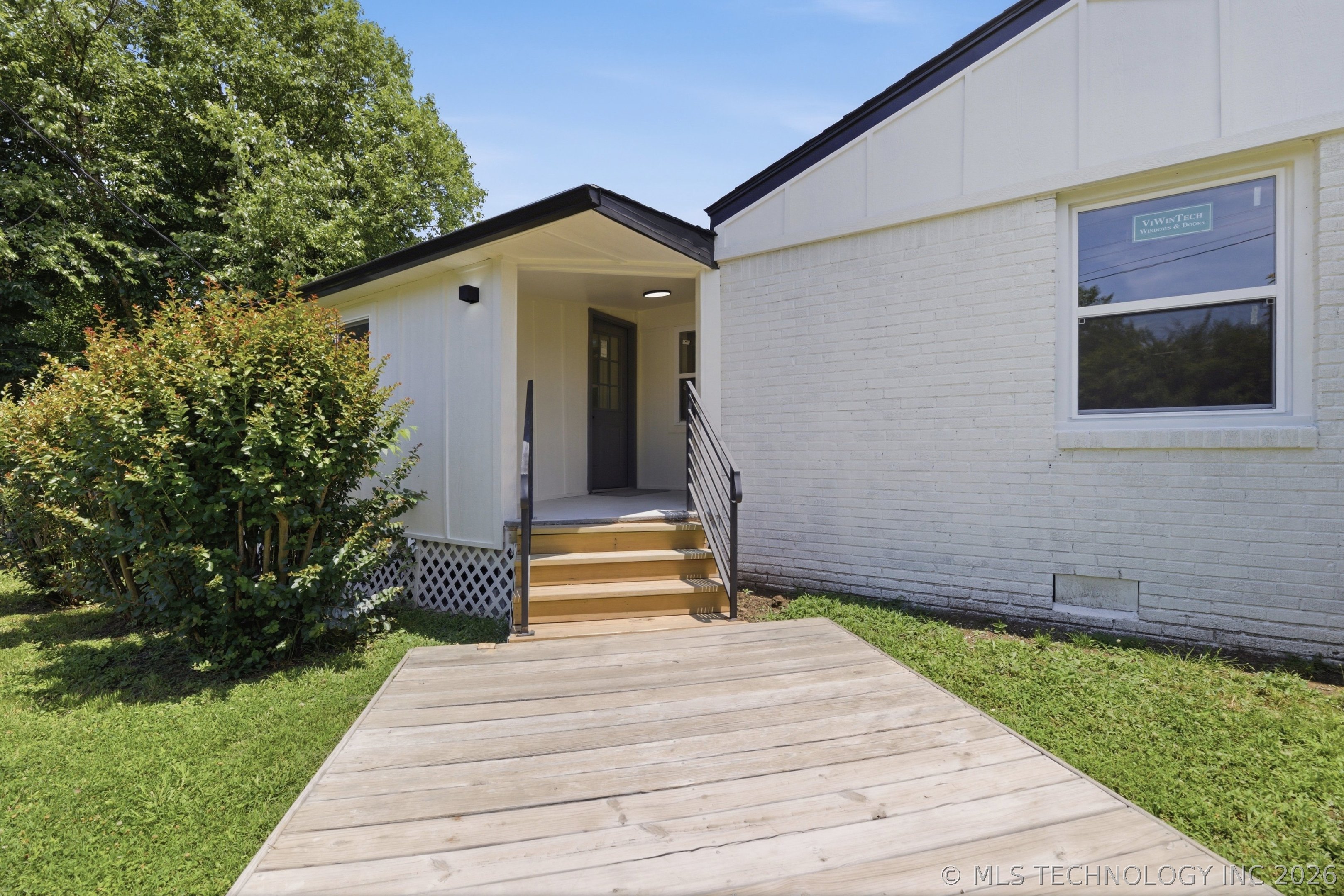 1220 S Delaware Place Property Photo 27
