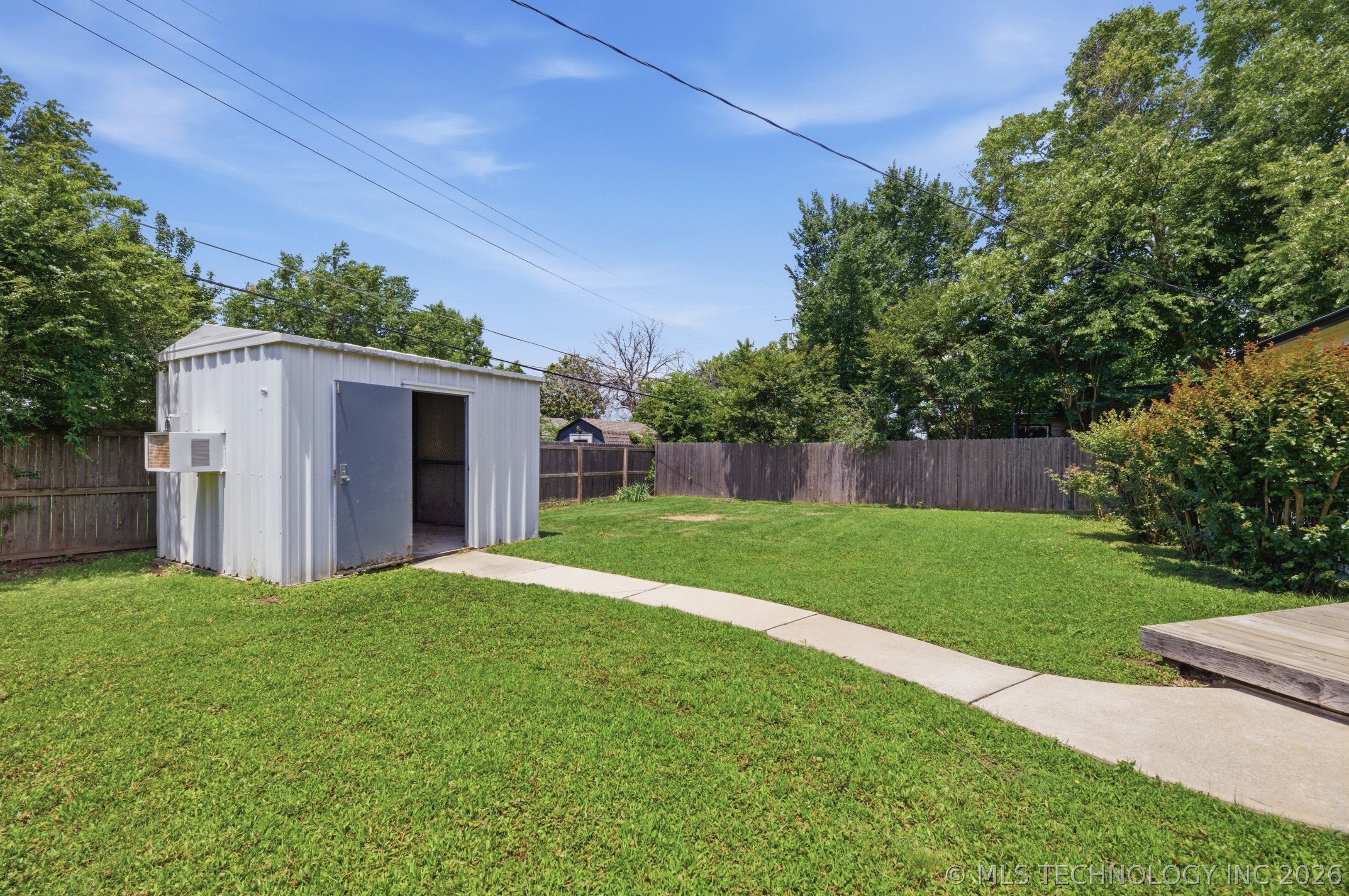 1220 S Delaware Place Property Photo 28