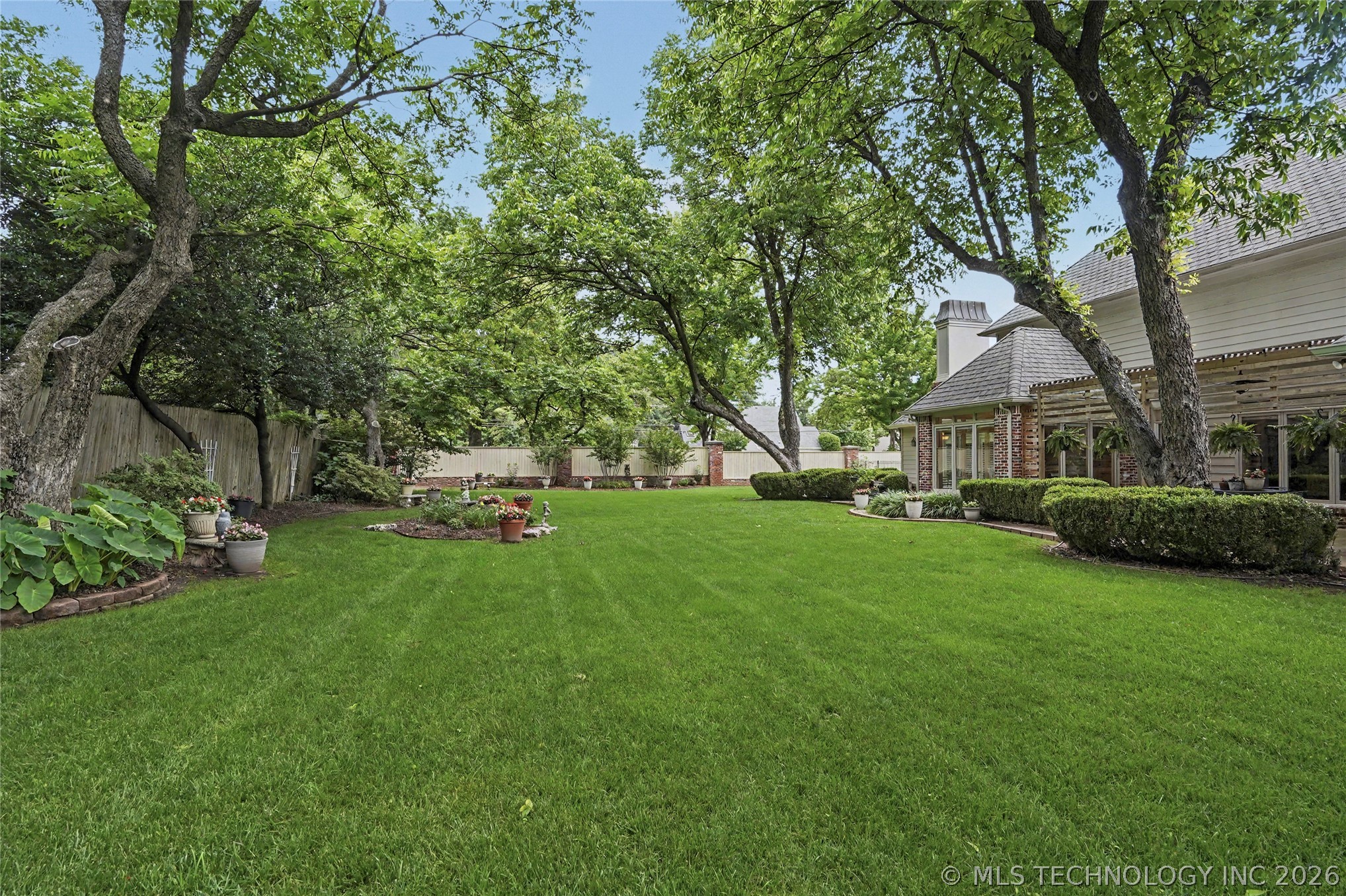 10106 S Maplewood Avenue Property Photo 45