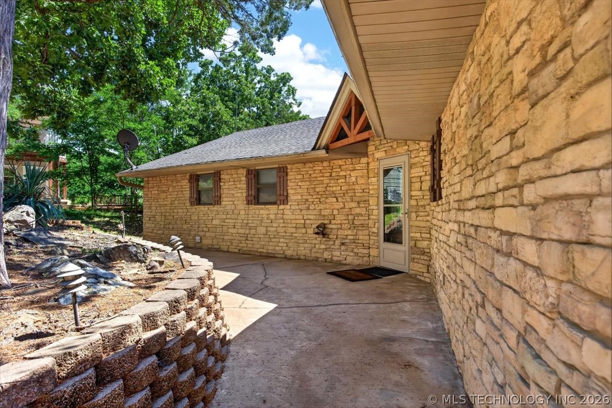 216 Three Nations Drive Property Photo 8