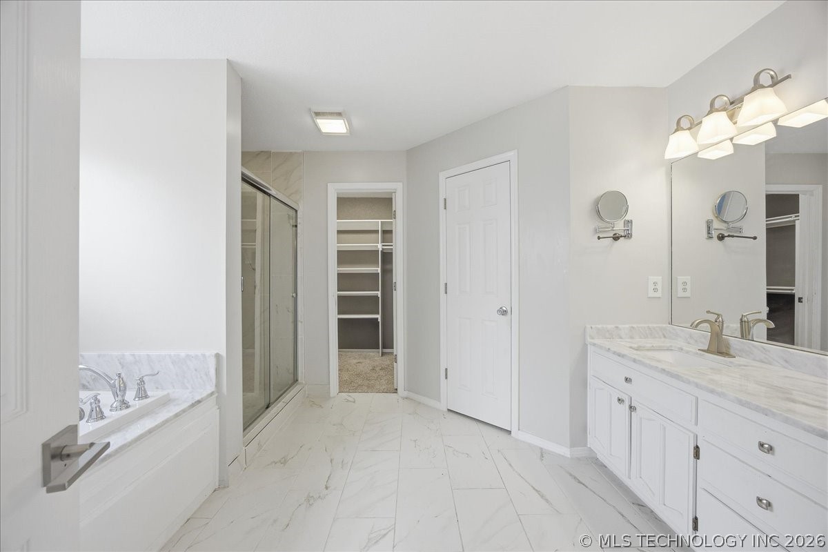 529 S Tamarack Avenue Property Photo 49