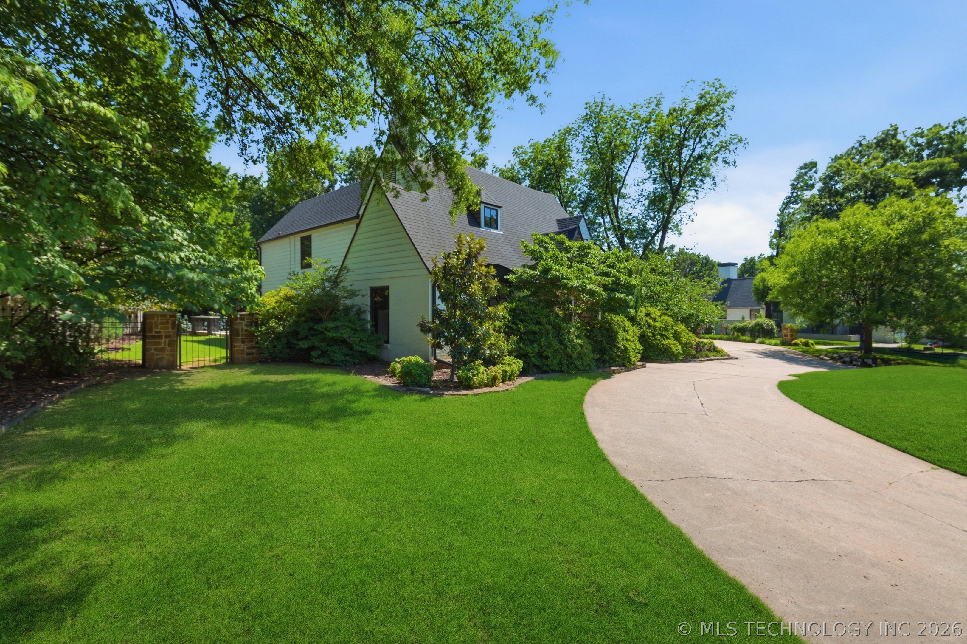 1708 E 30th Street Property Photo 4