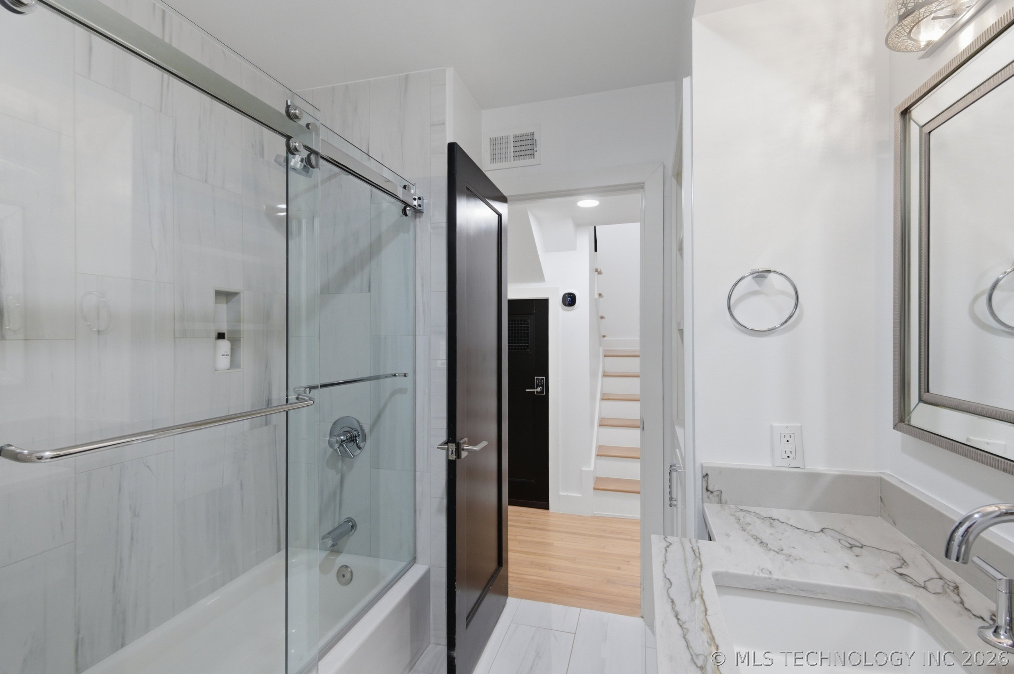 1708 E 30th Street Property Photo 39