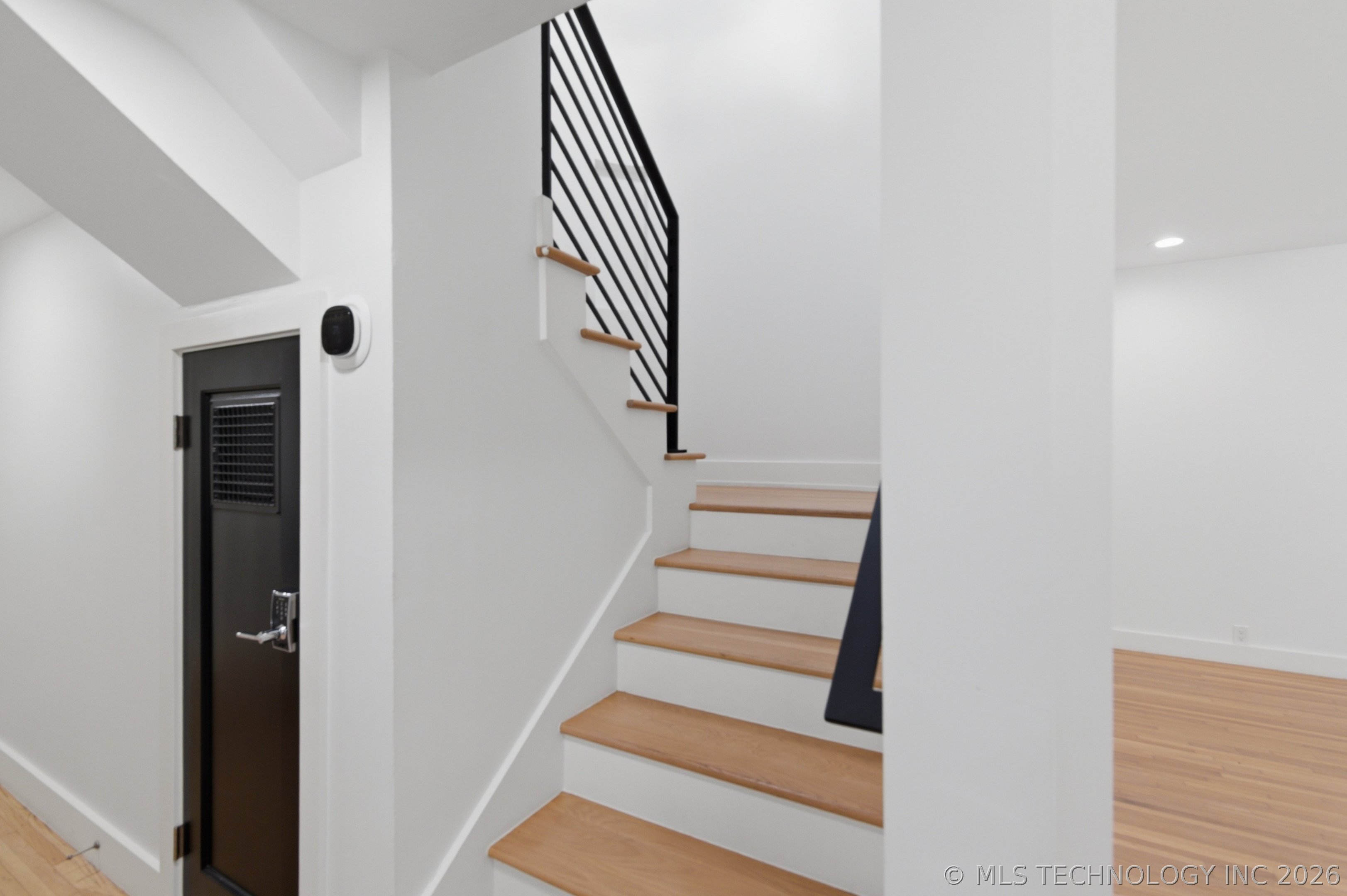 1708 E 30th Street Property Photo 40