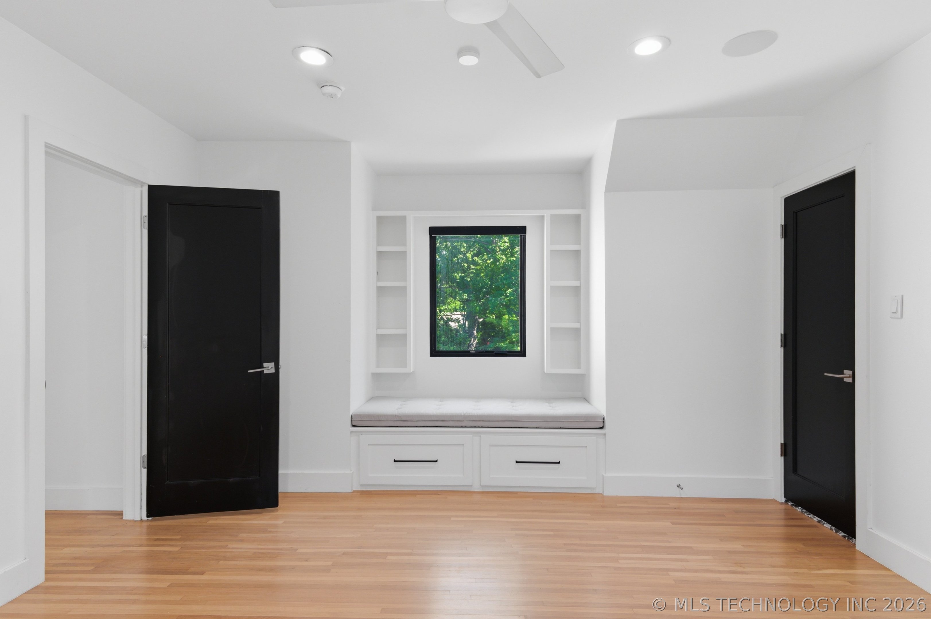 1708 E 30th Street Property Photo 55