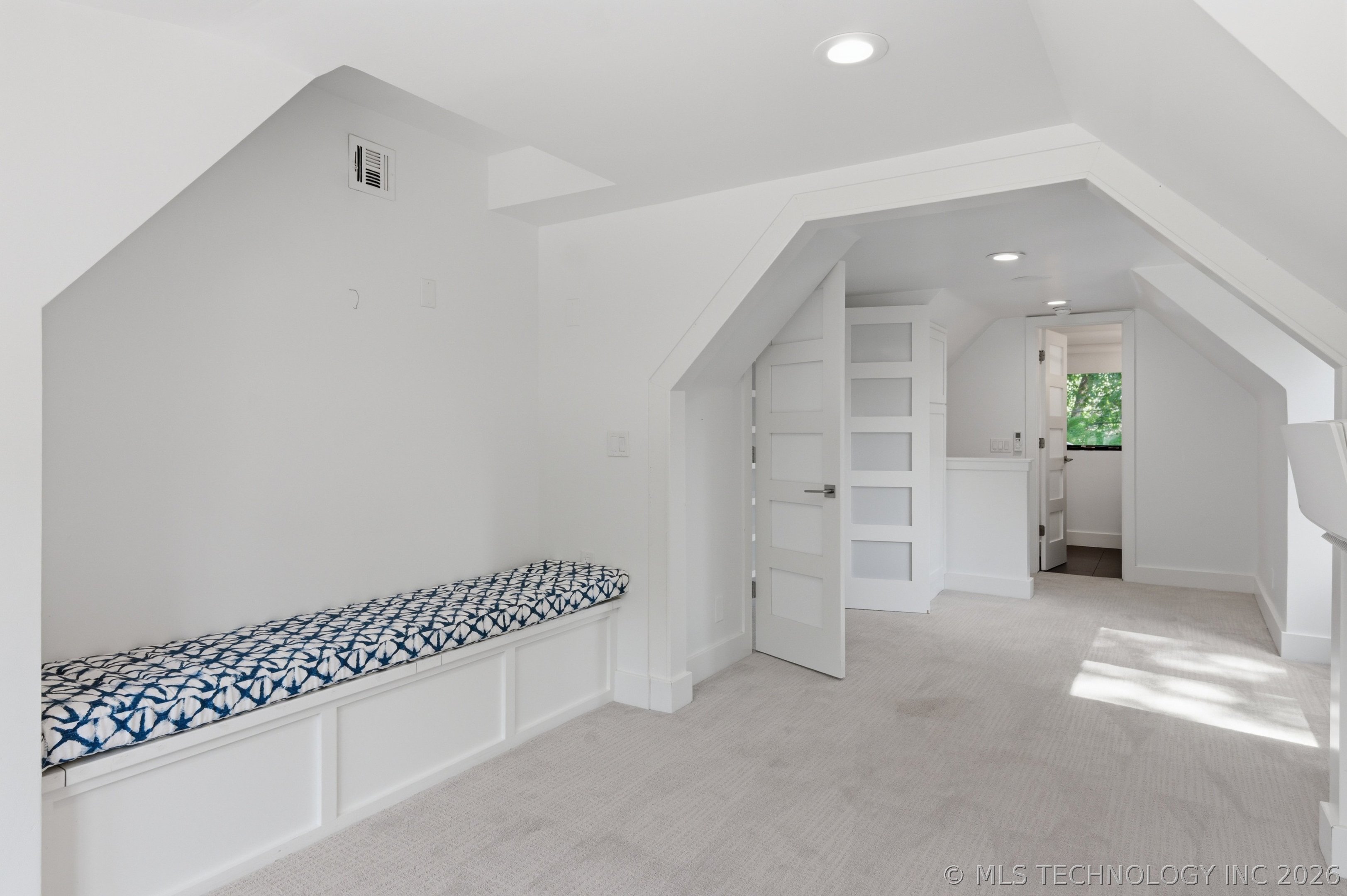 1708 E 30th Street Property Photo 62