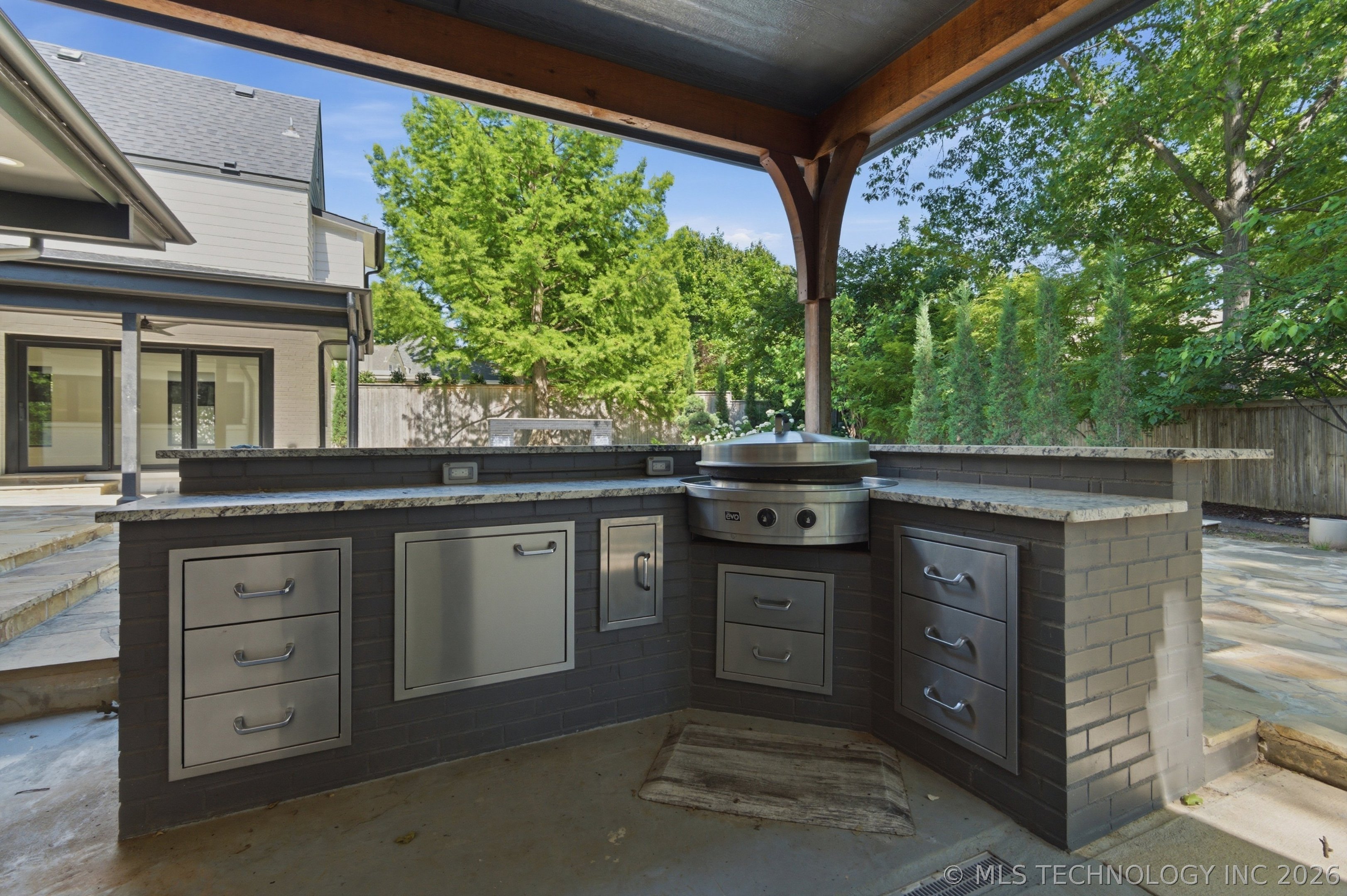 1708 E 30th Street Property Photo 74
