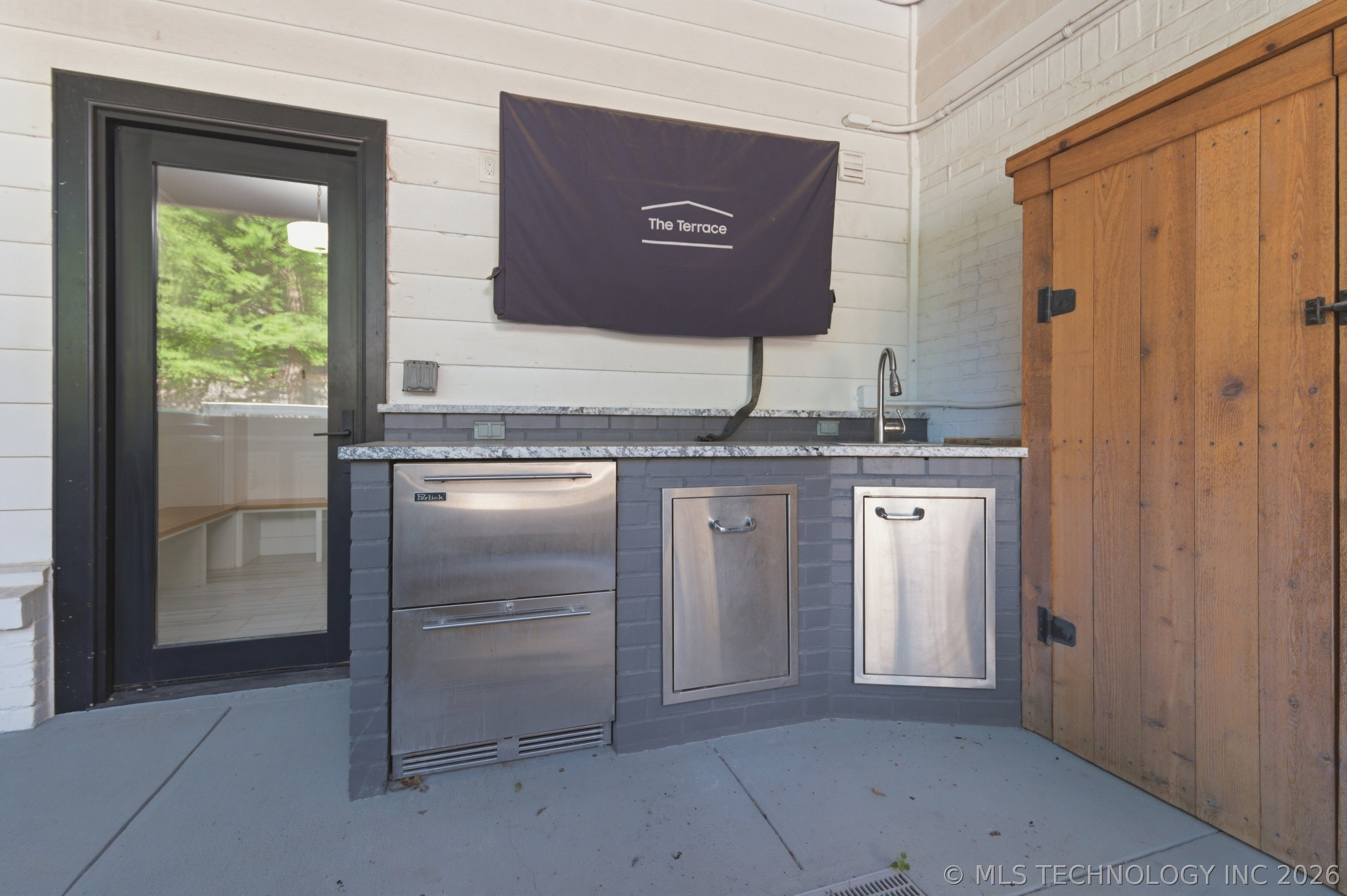 1708 E 30th Street Property Photo 76