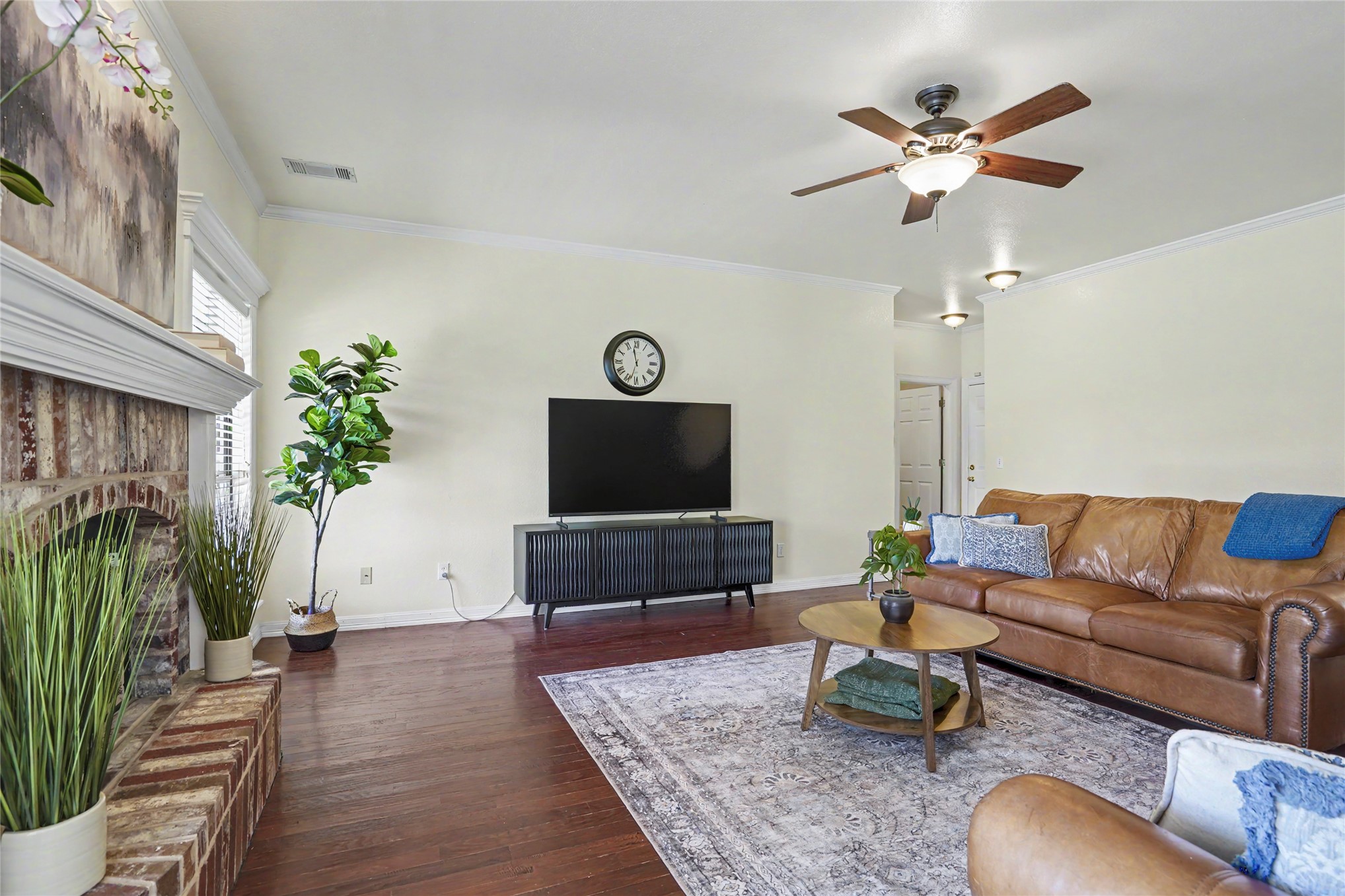 3701 N Oak Avenue Property Photo 10