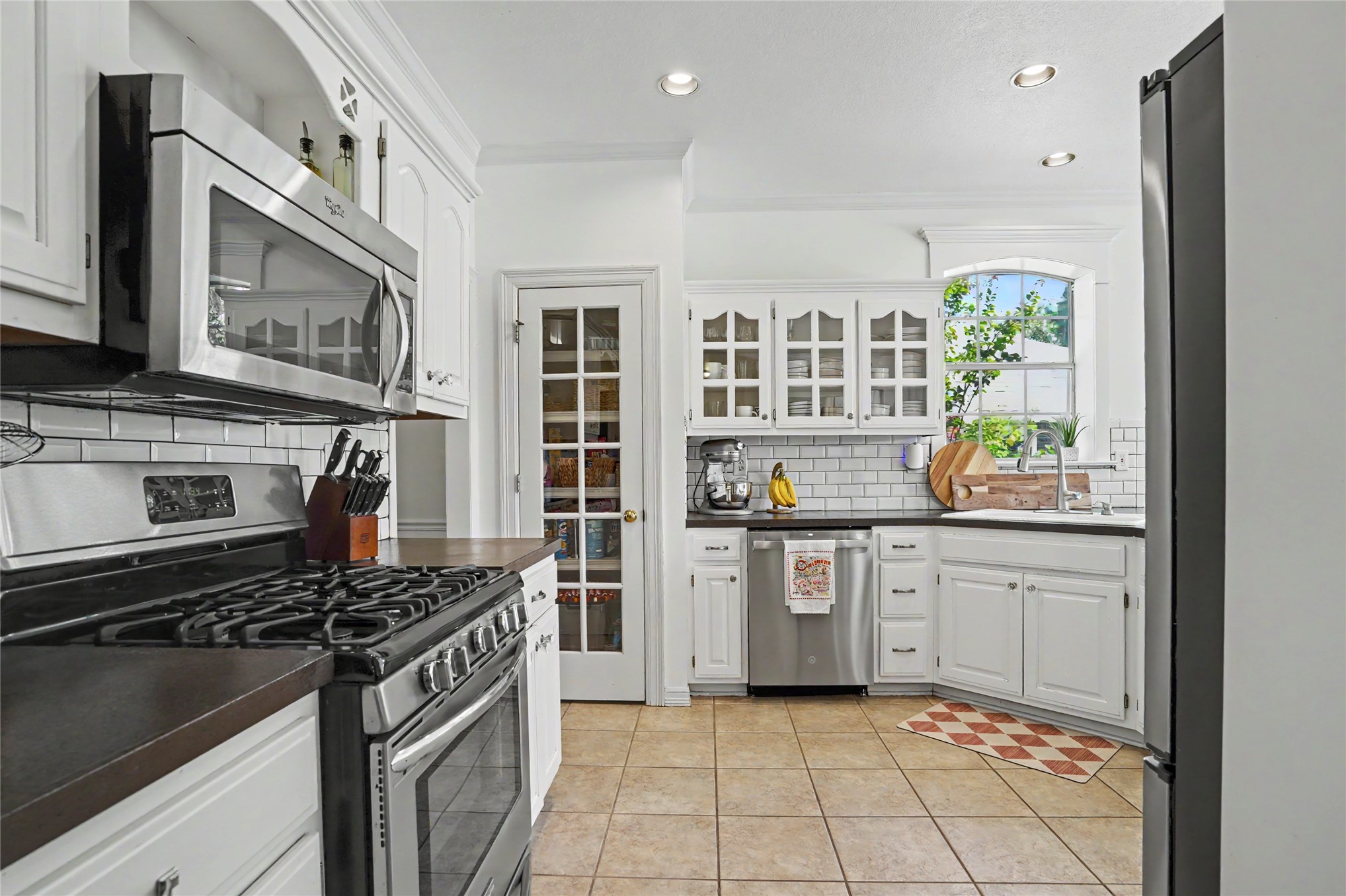 3701 N Oak Avenue Property Photo 11