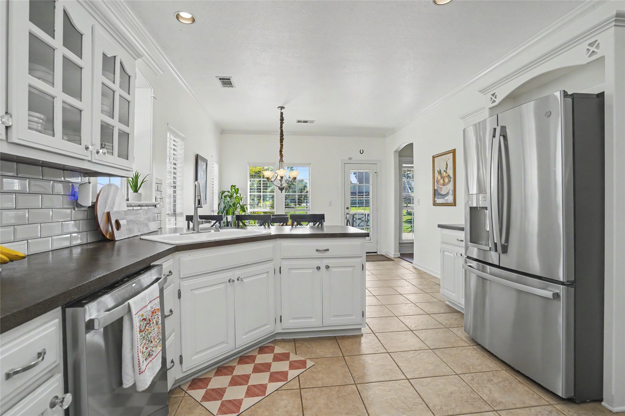 3701 N Oak Avenue Property Photo 12