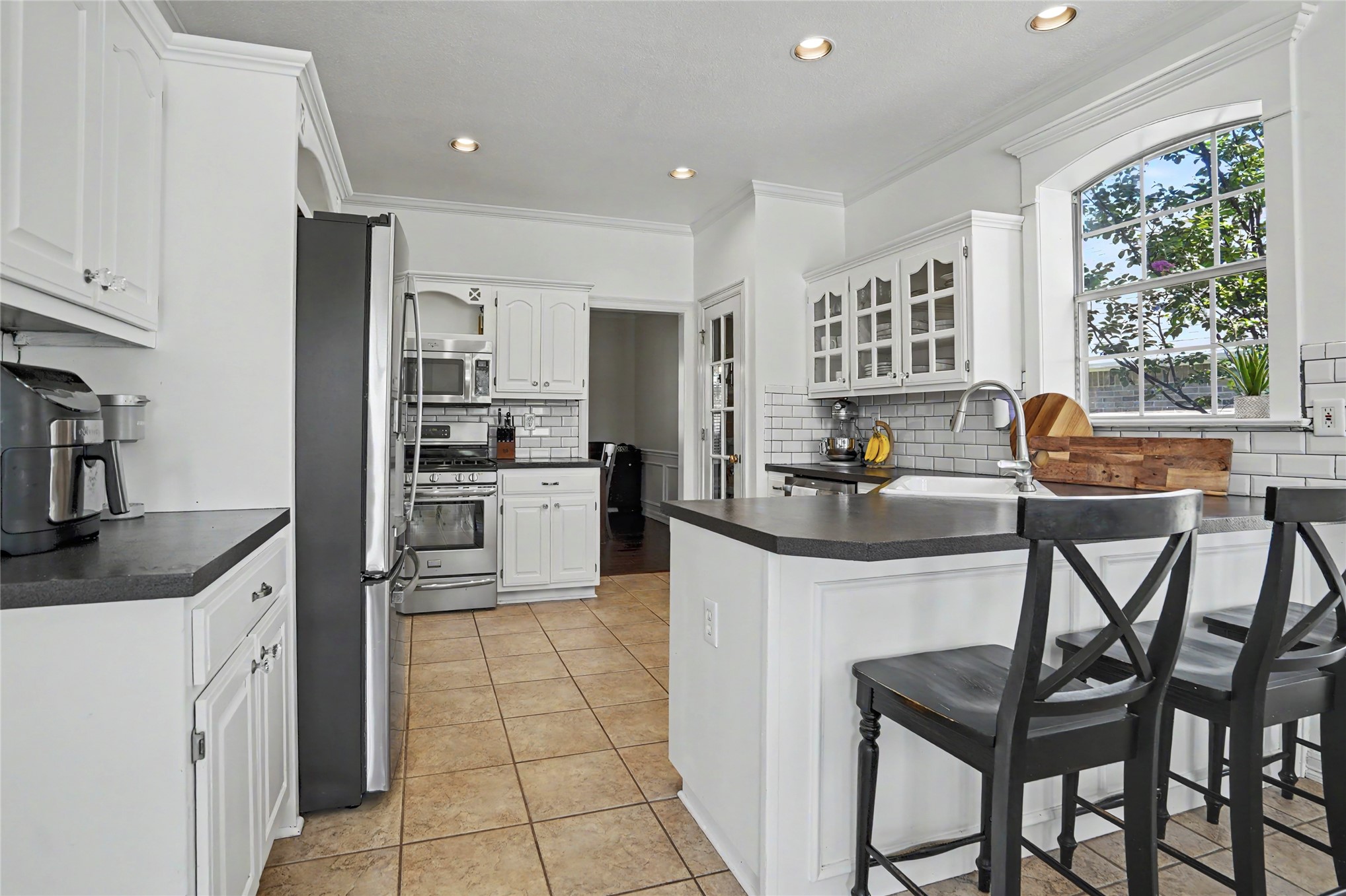 3701 N Oak Avenue Property Photo 13