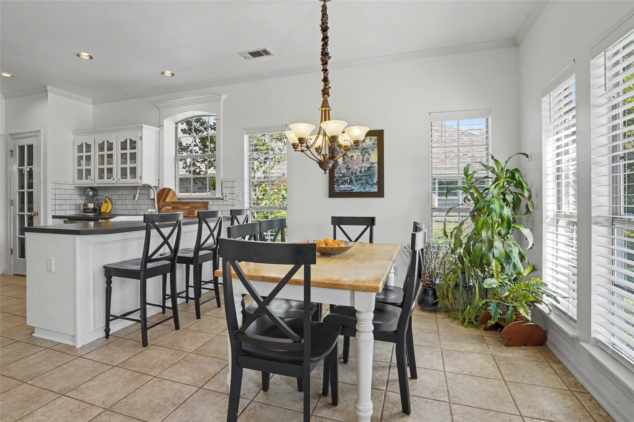 3701 N Oak Avenue Property Photo 14