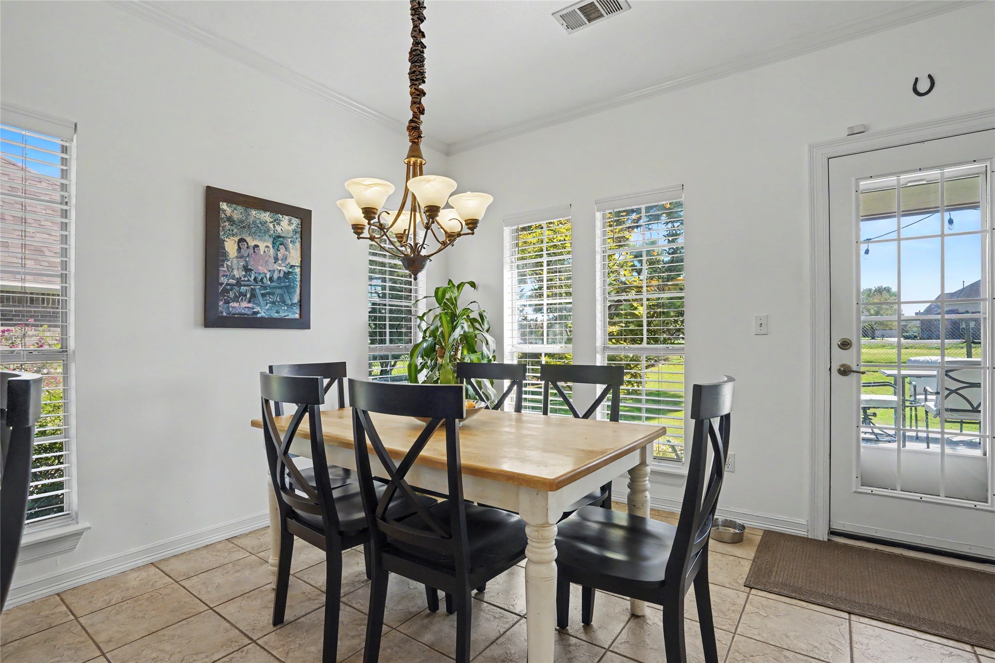3701 N Oak Avenue Property Photo 15