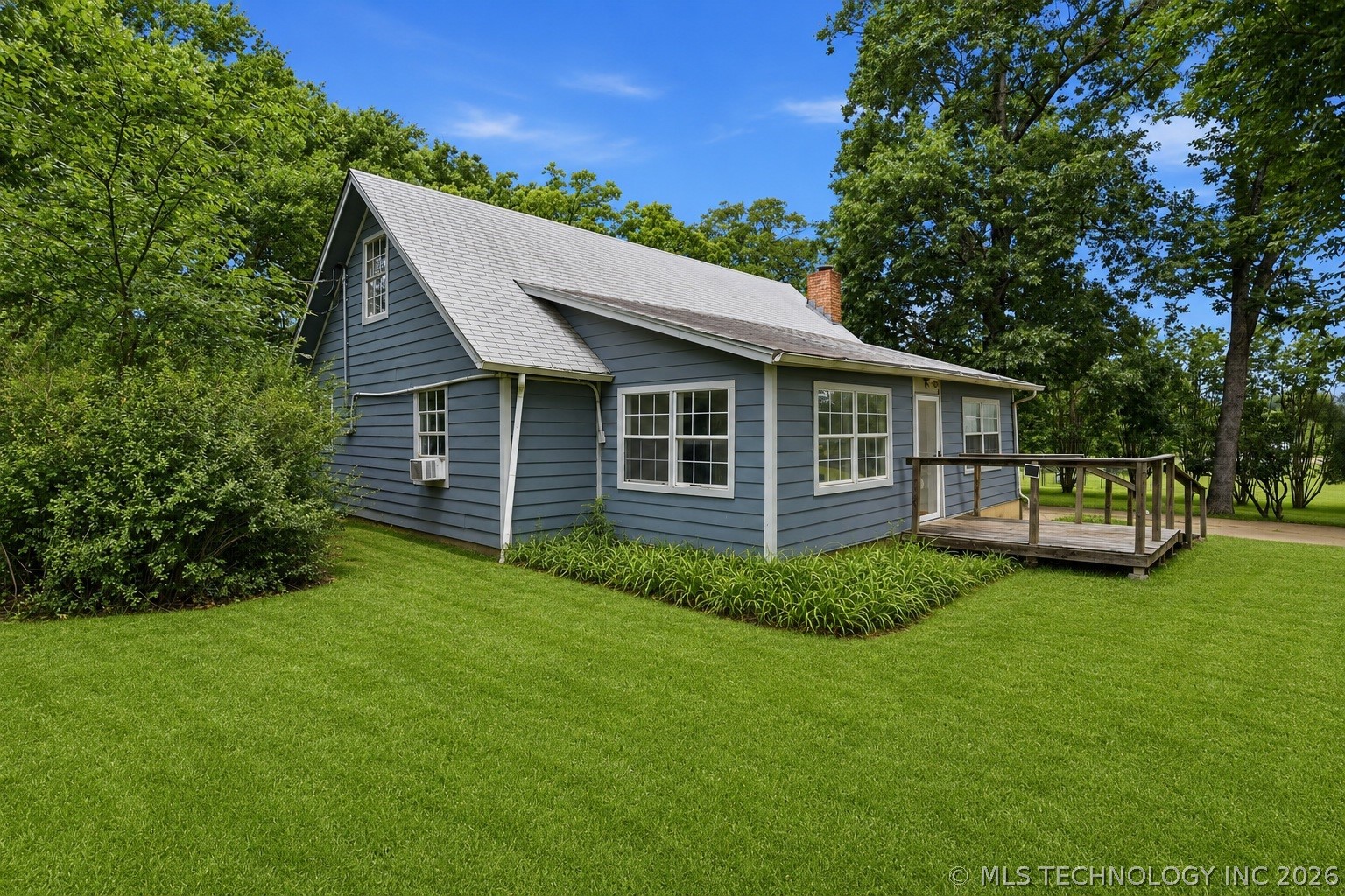 3715 Sawmill Property Photo 1