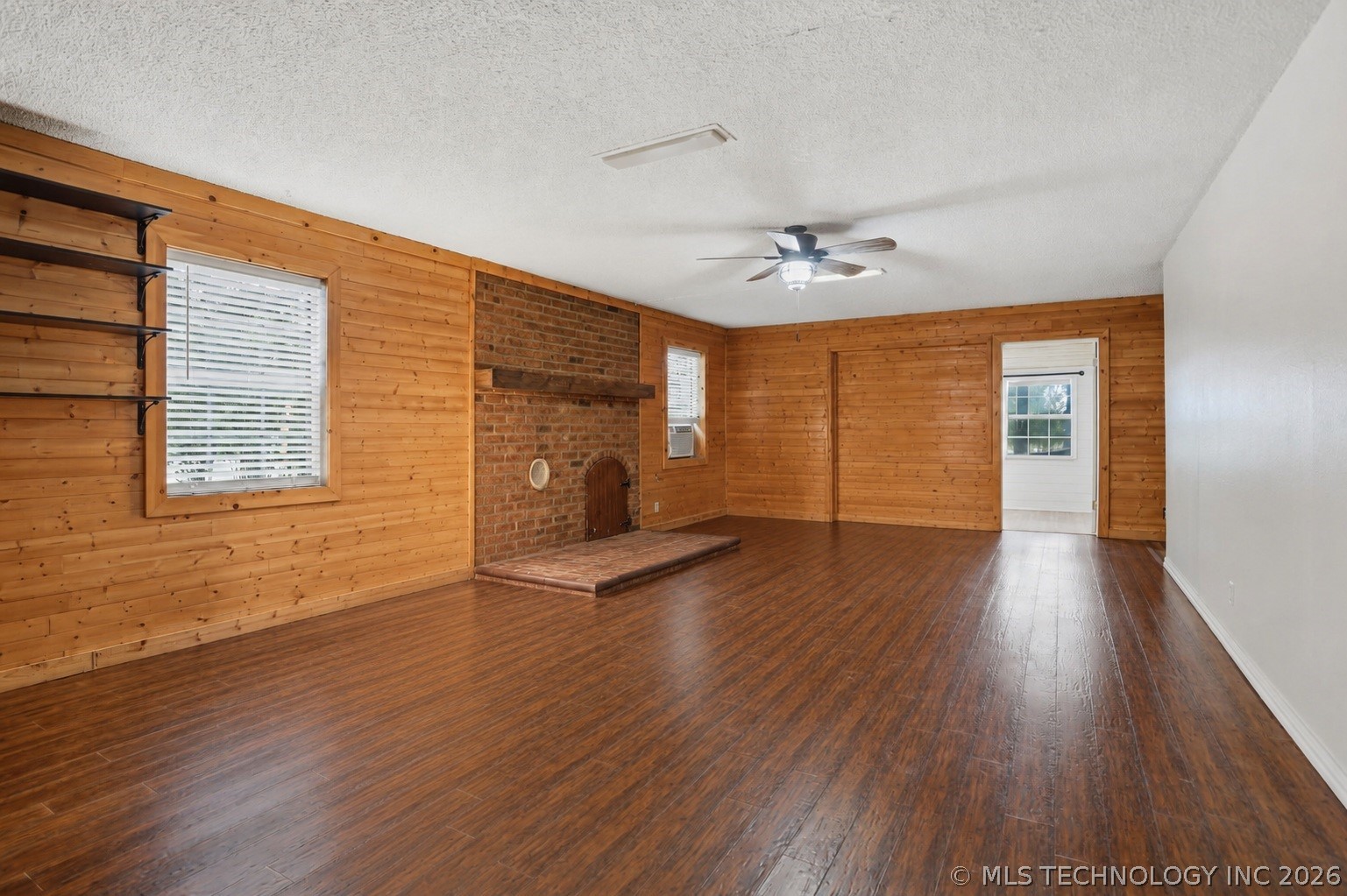 3715 Sawmill Property Photo 4