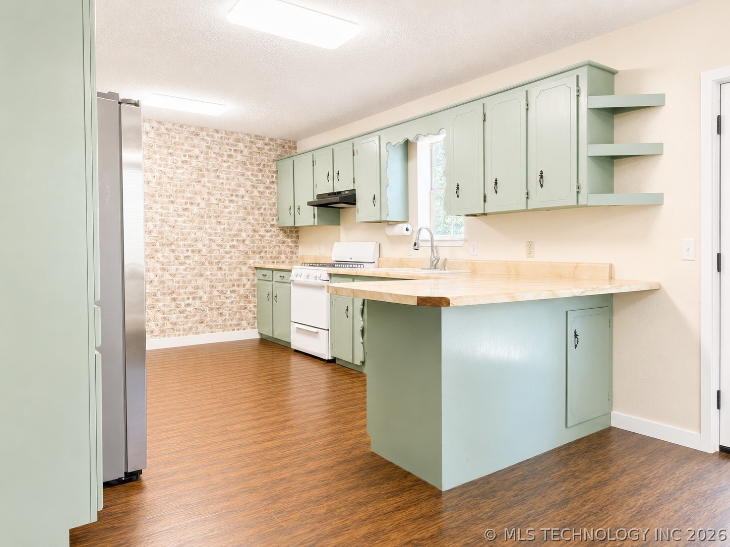 3715 Sawmill Property Photo 14