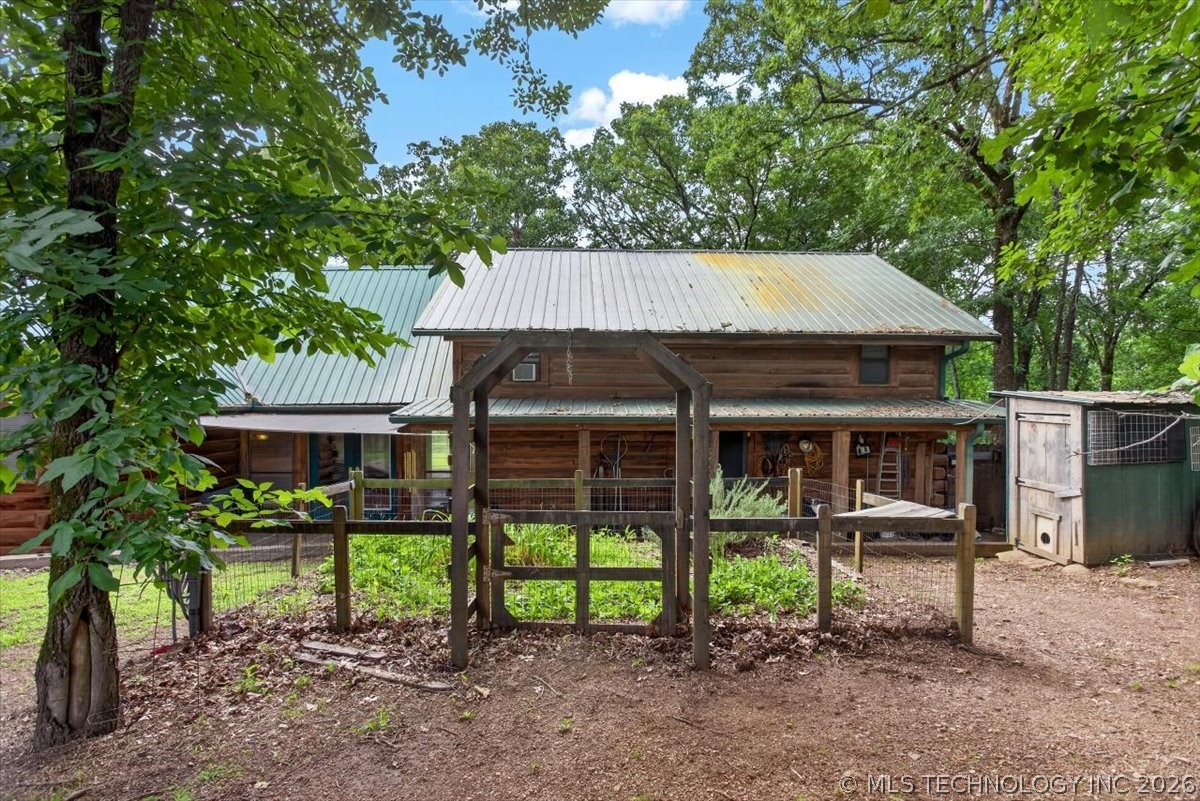435562 E 1630 Property Photo 15